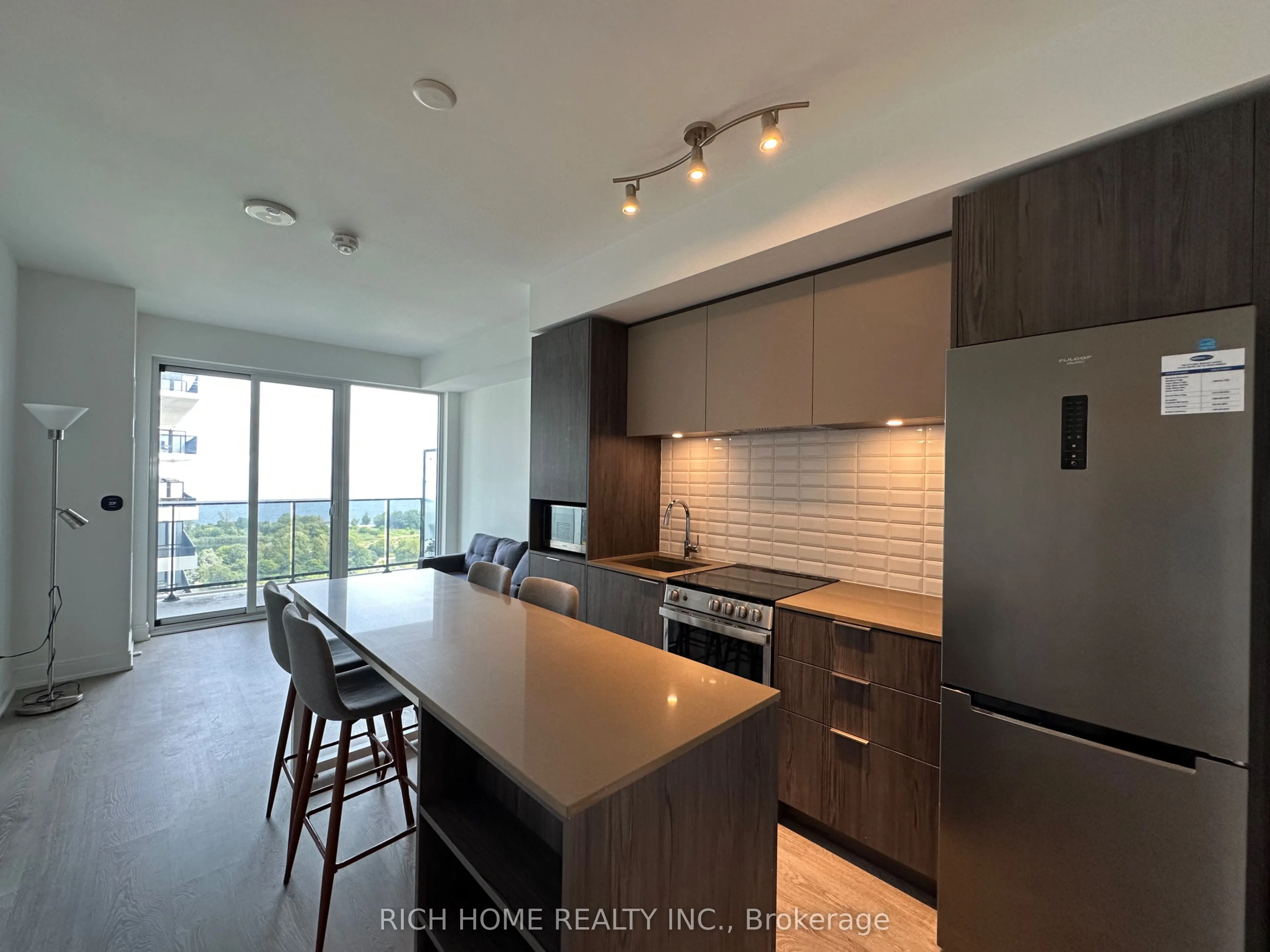 70 Annie craig Drive #1506