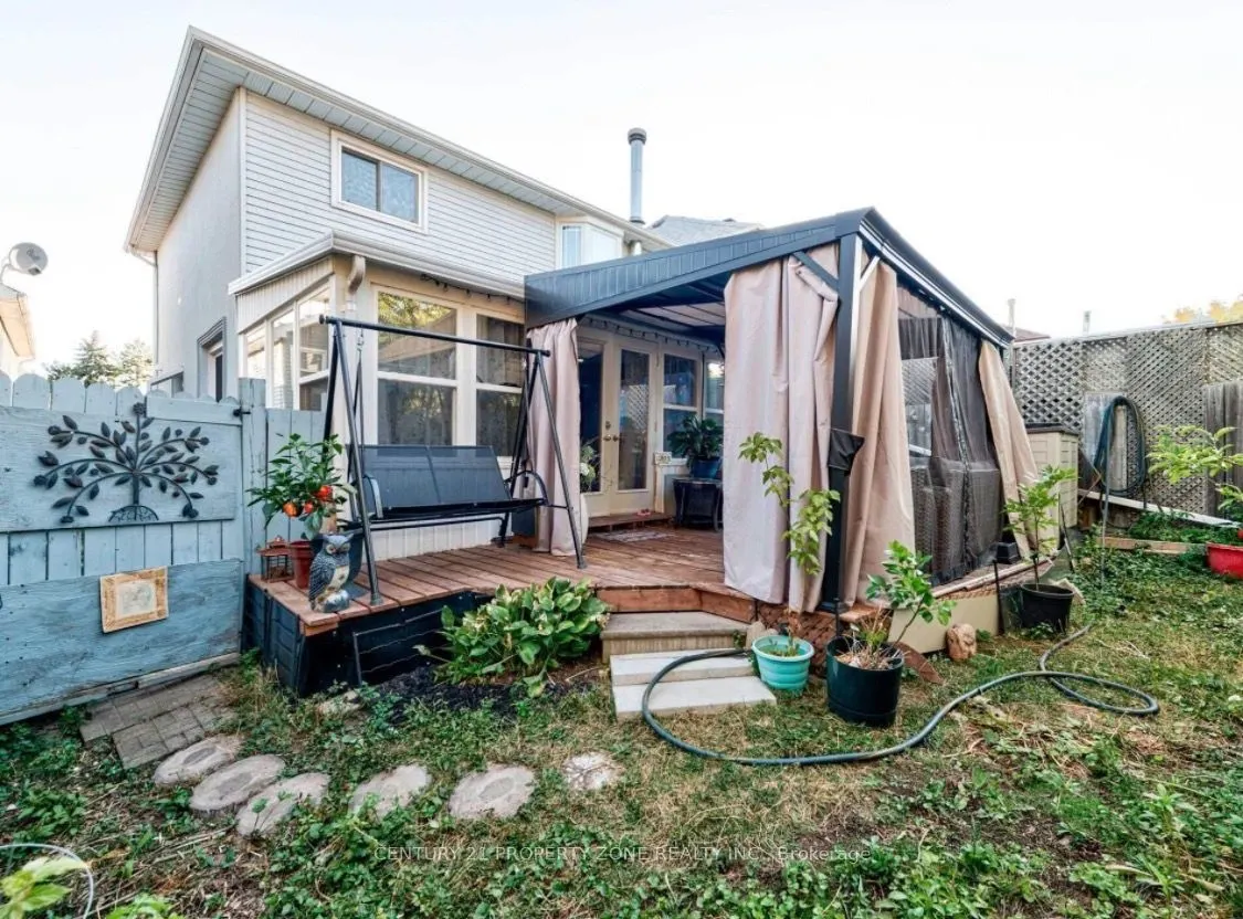 6 Roehampton Crescent W #Basement