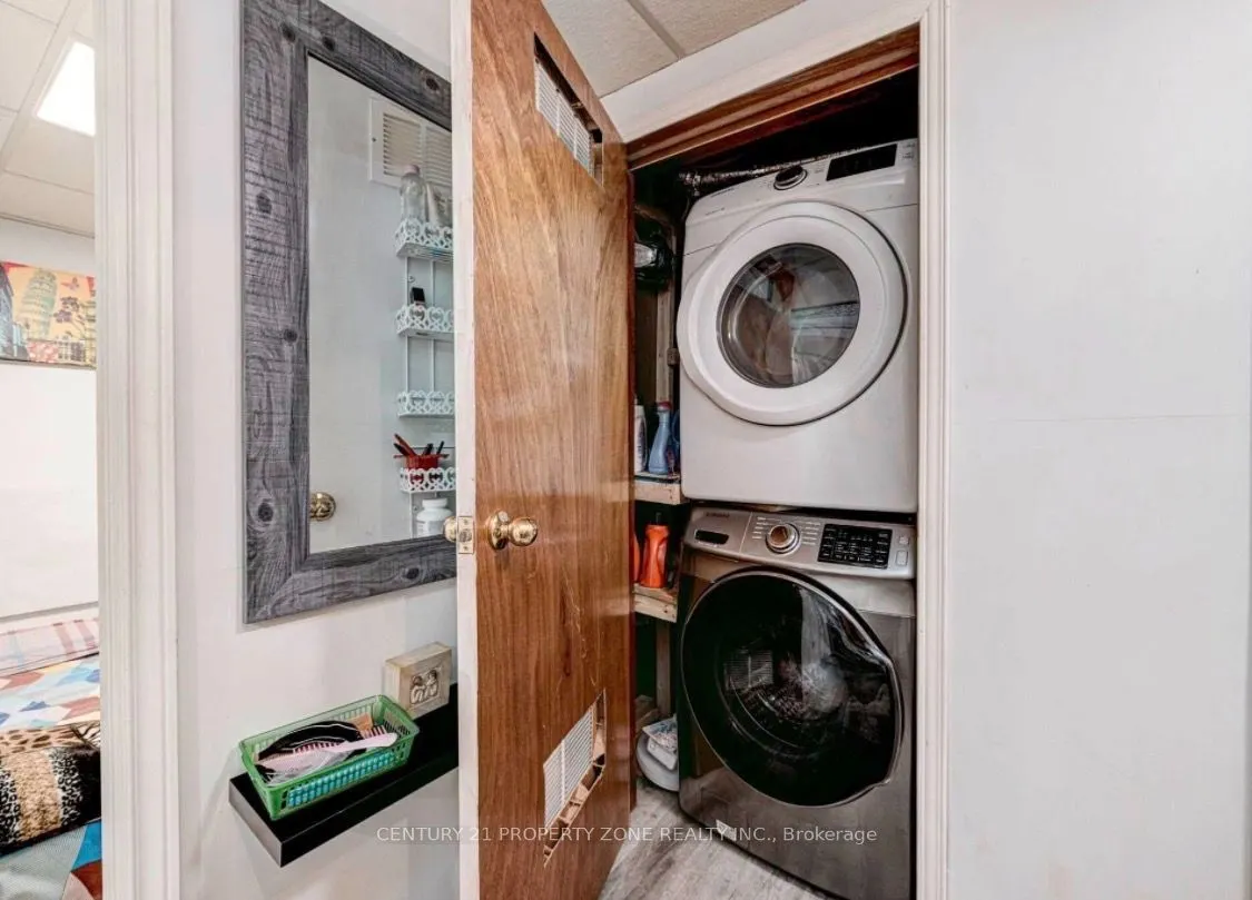 6 Roehampton Crescent W #Basement