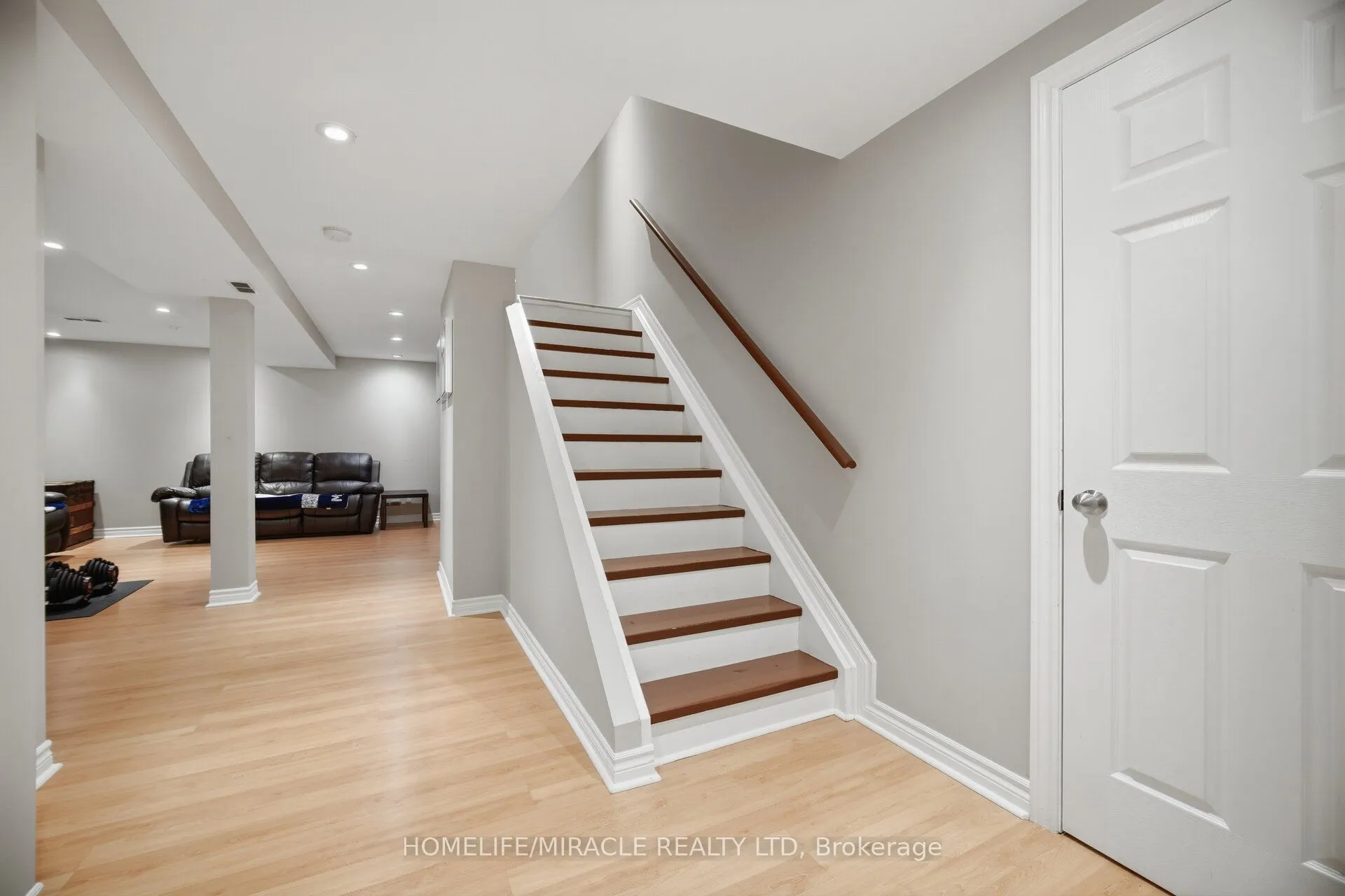 6089 Carradine Court