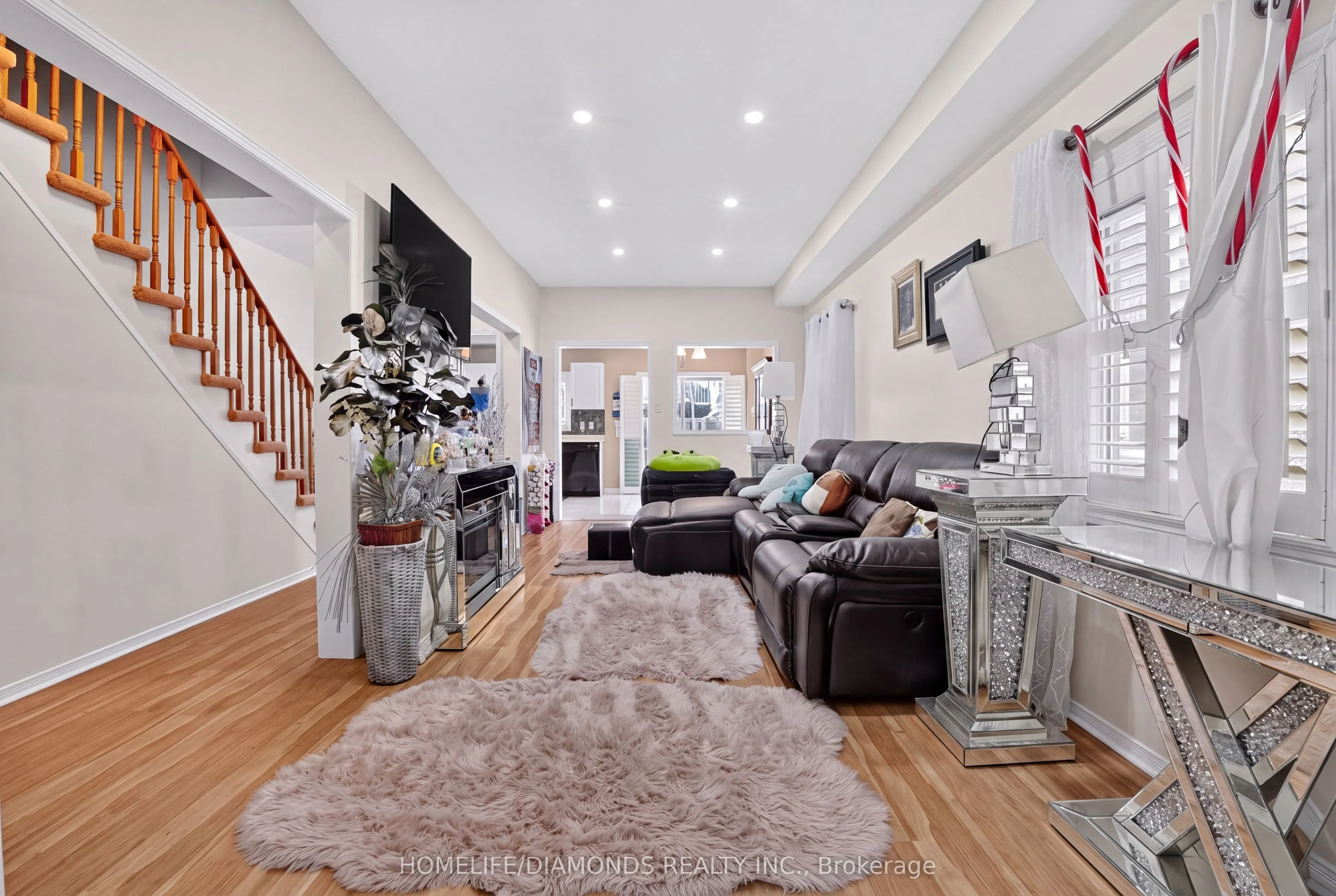 58 Fandango Drive