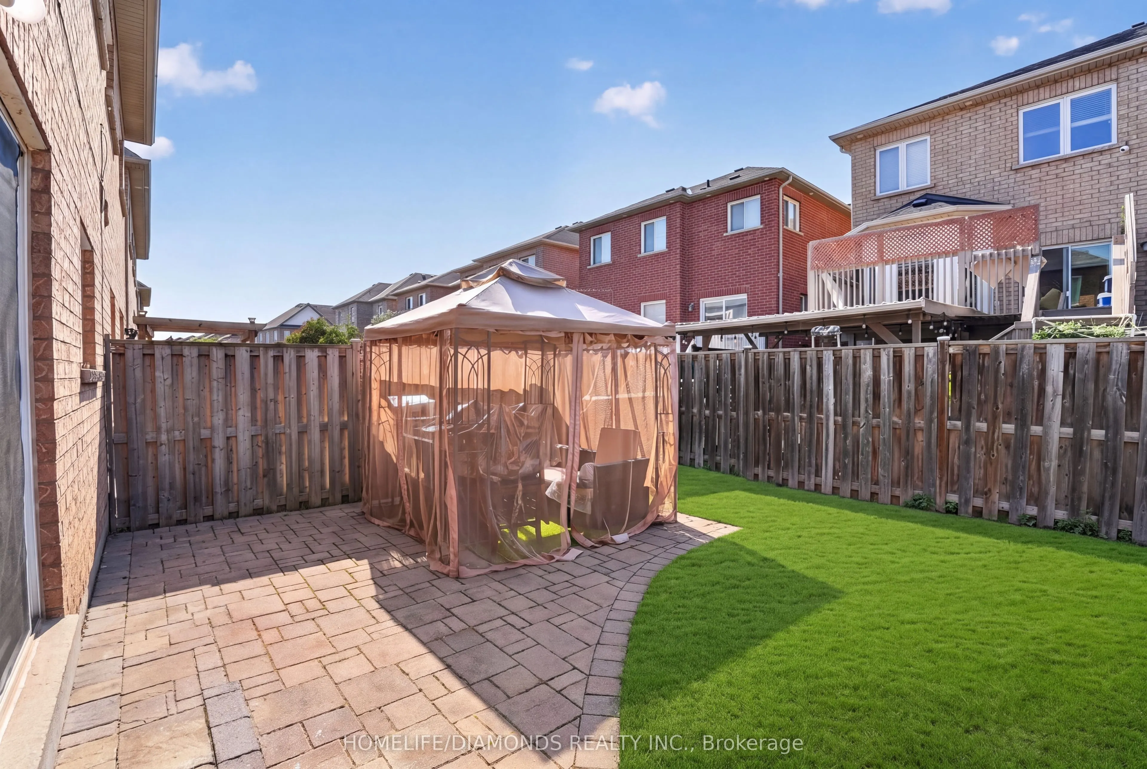 58 Fandango Drive