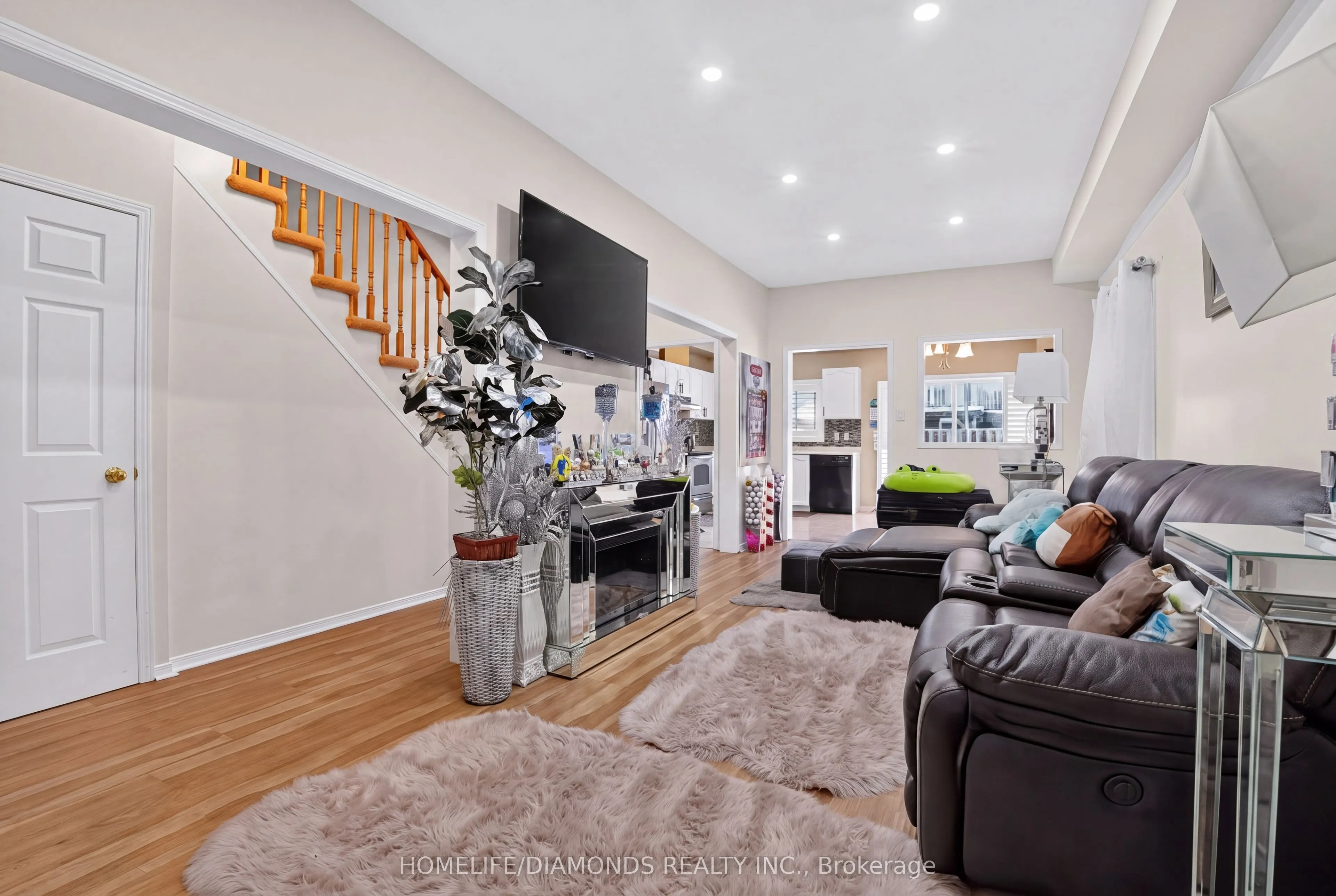 58 Fandango Drive