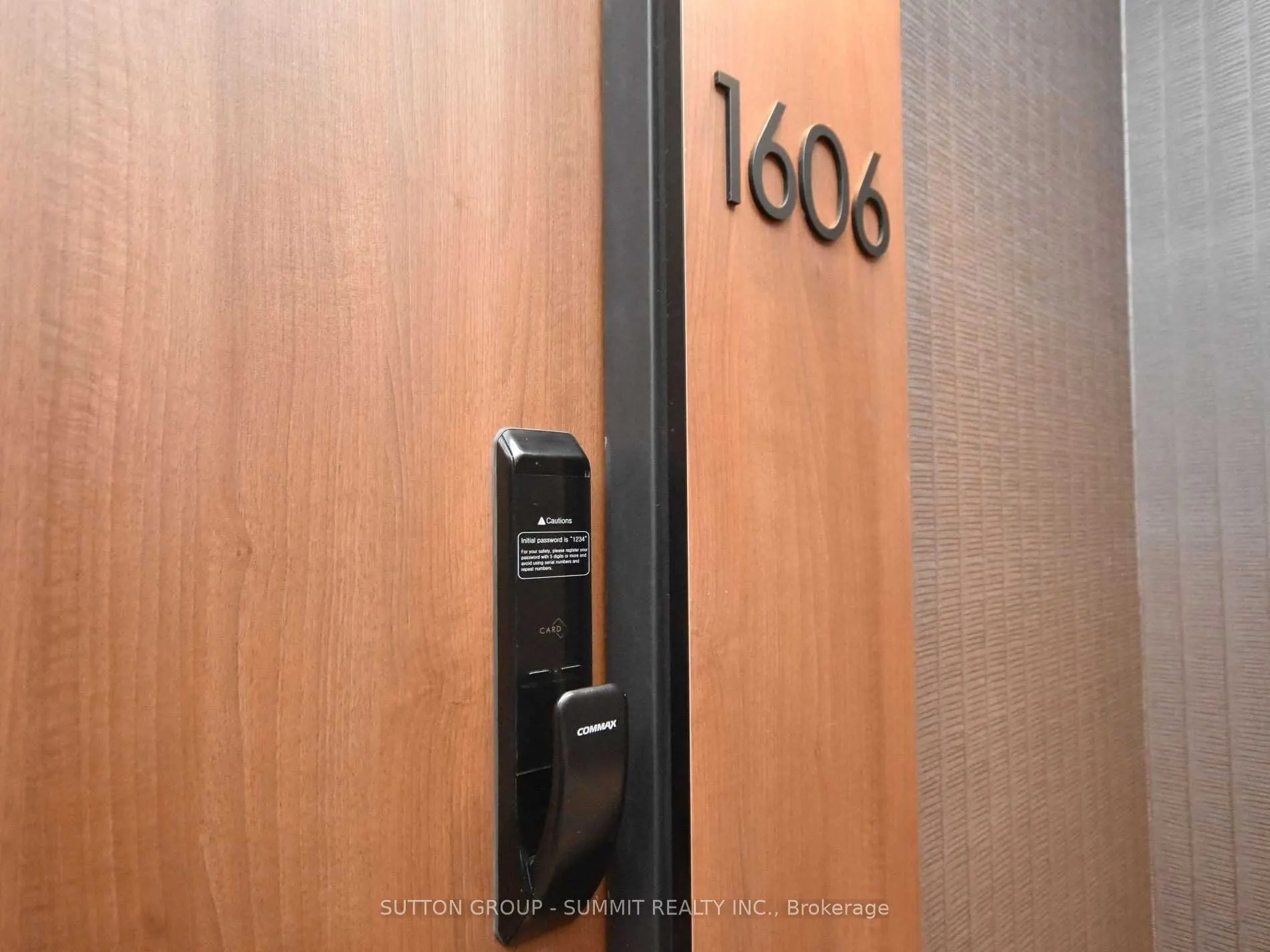 21 PARK Street E #1606