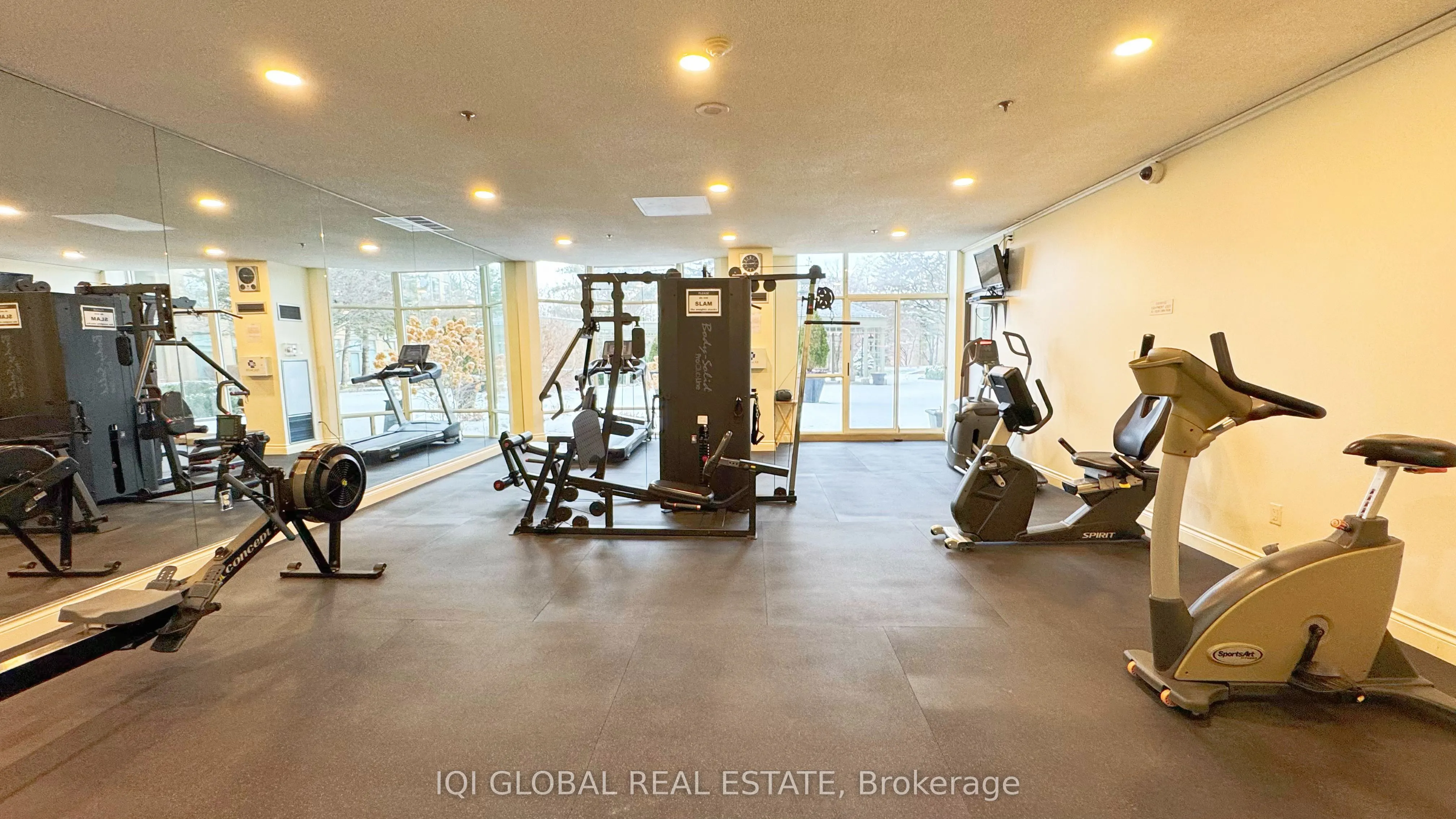 2511 Lakeshore Road W #109