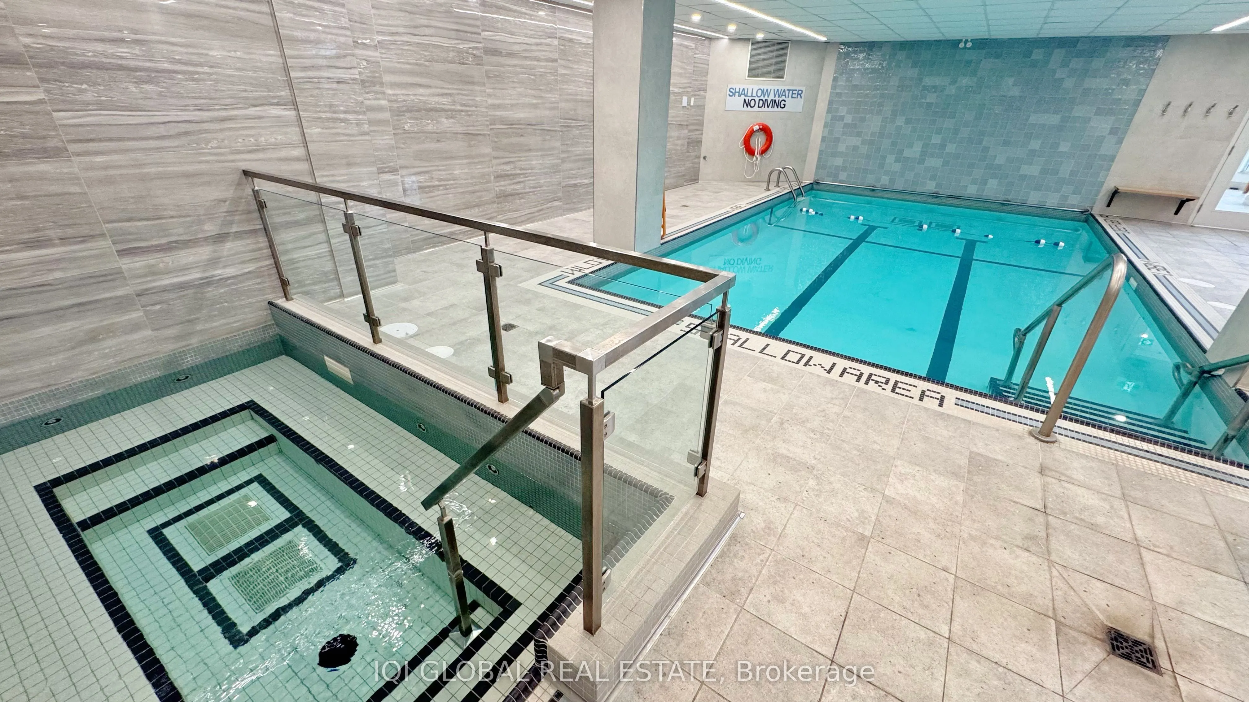 2511 Lakeshore Road W #109