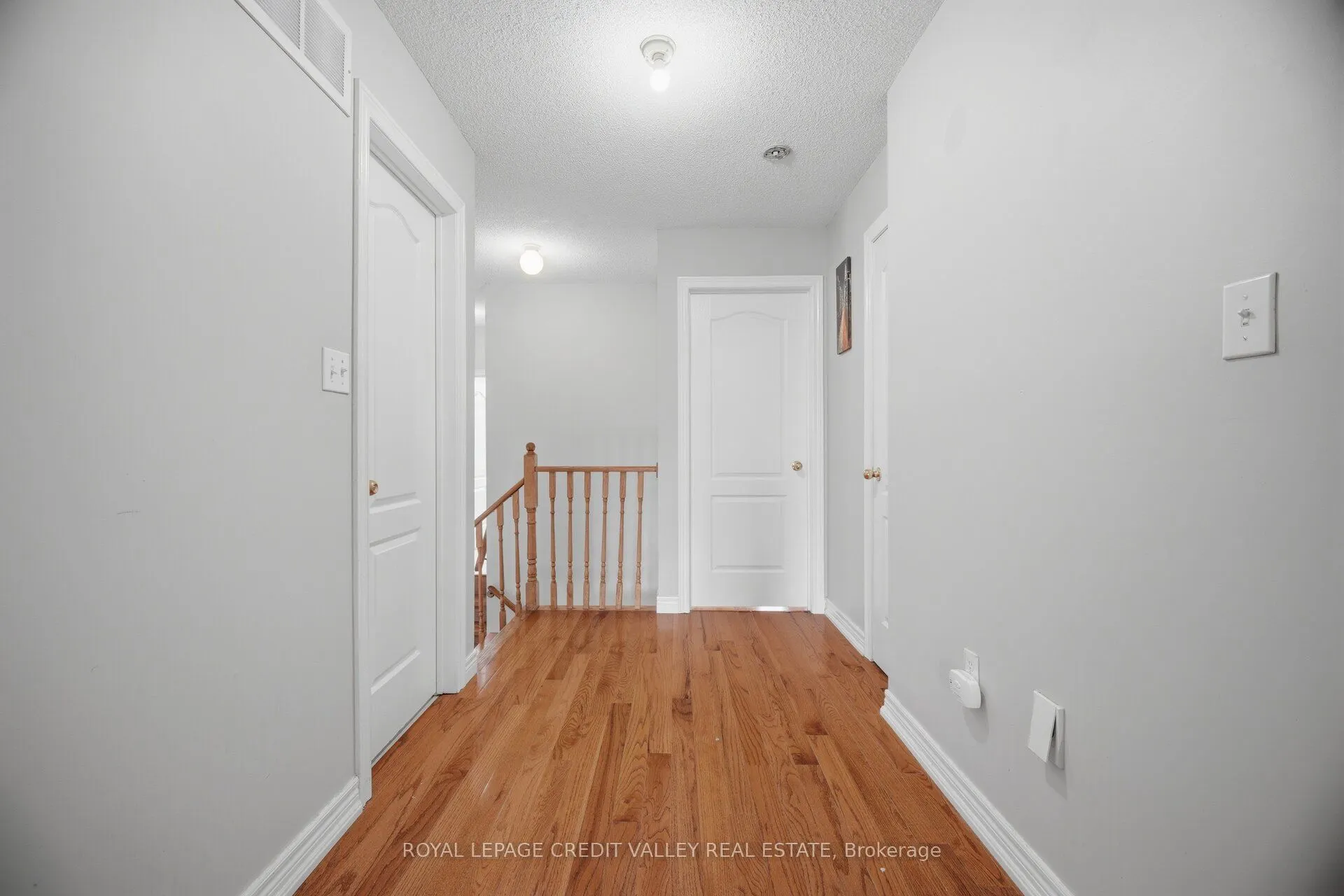 7443 Russian Olive Close