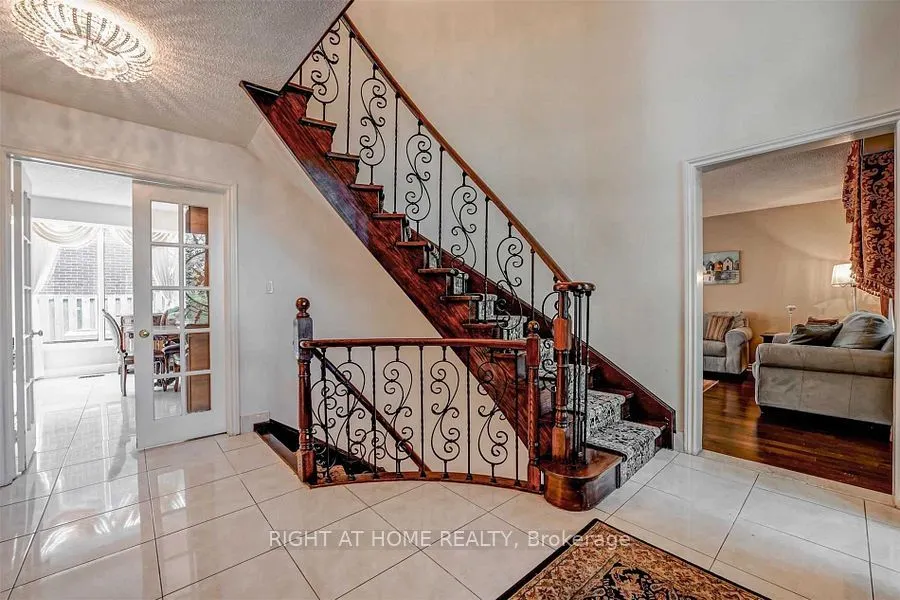 4326 Bridlepath Trail