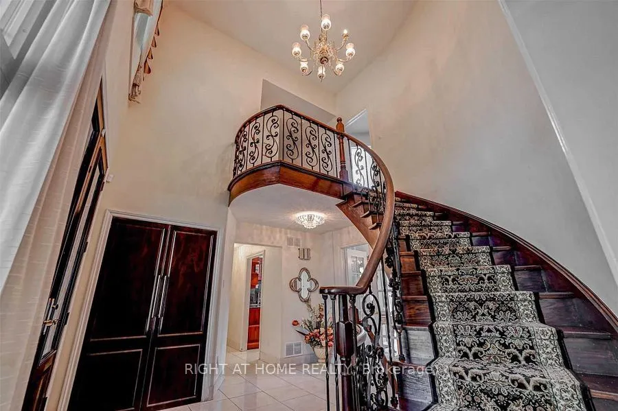 4326 Bridlepath Trail