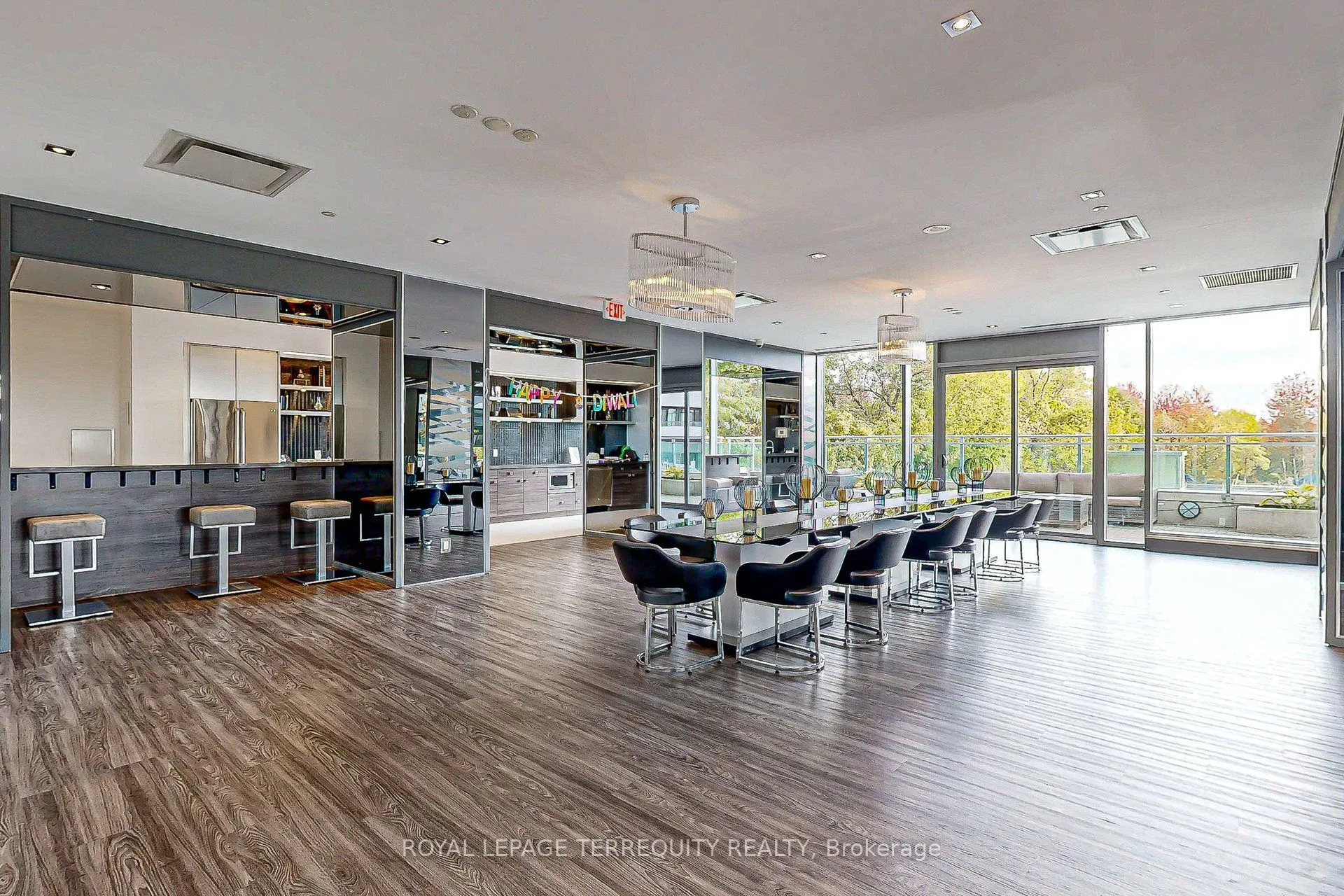 33 Shore Breeze Drive #3111