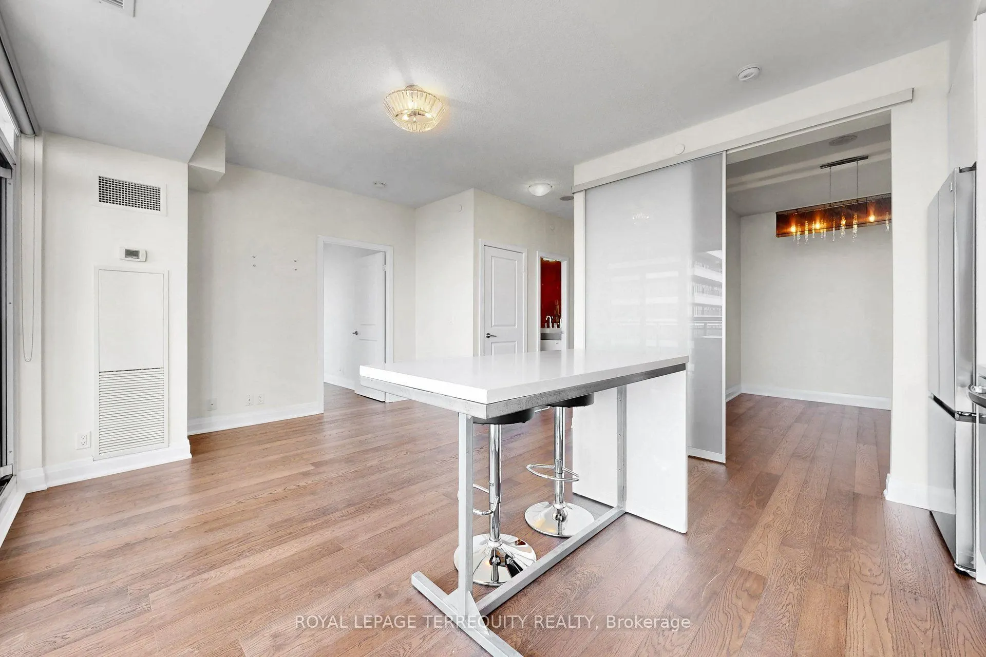 33 Shore Breeze Drive #3111