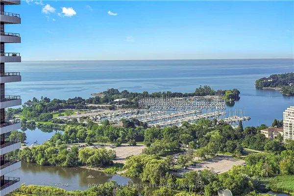 33 Shore Breeze Drive #3111
