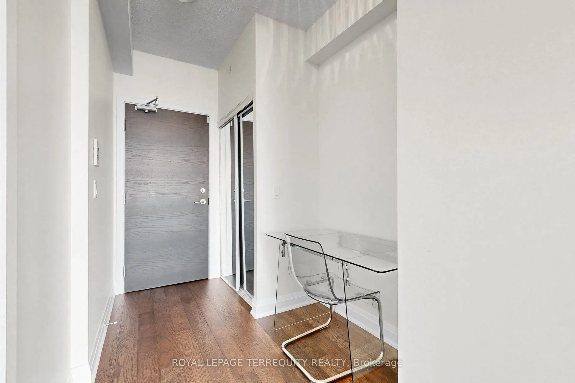 33 Shore Breeze Drive #3111