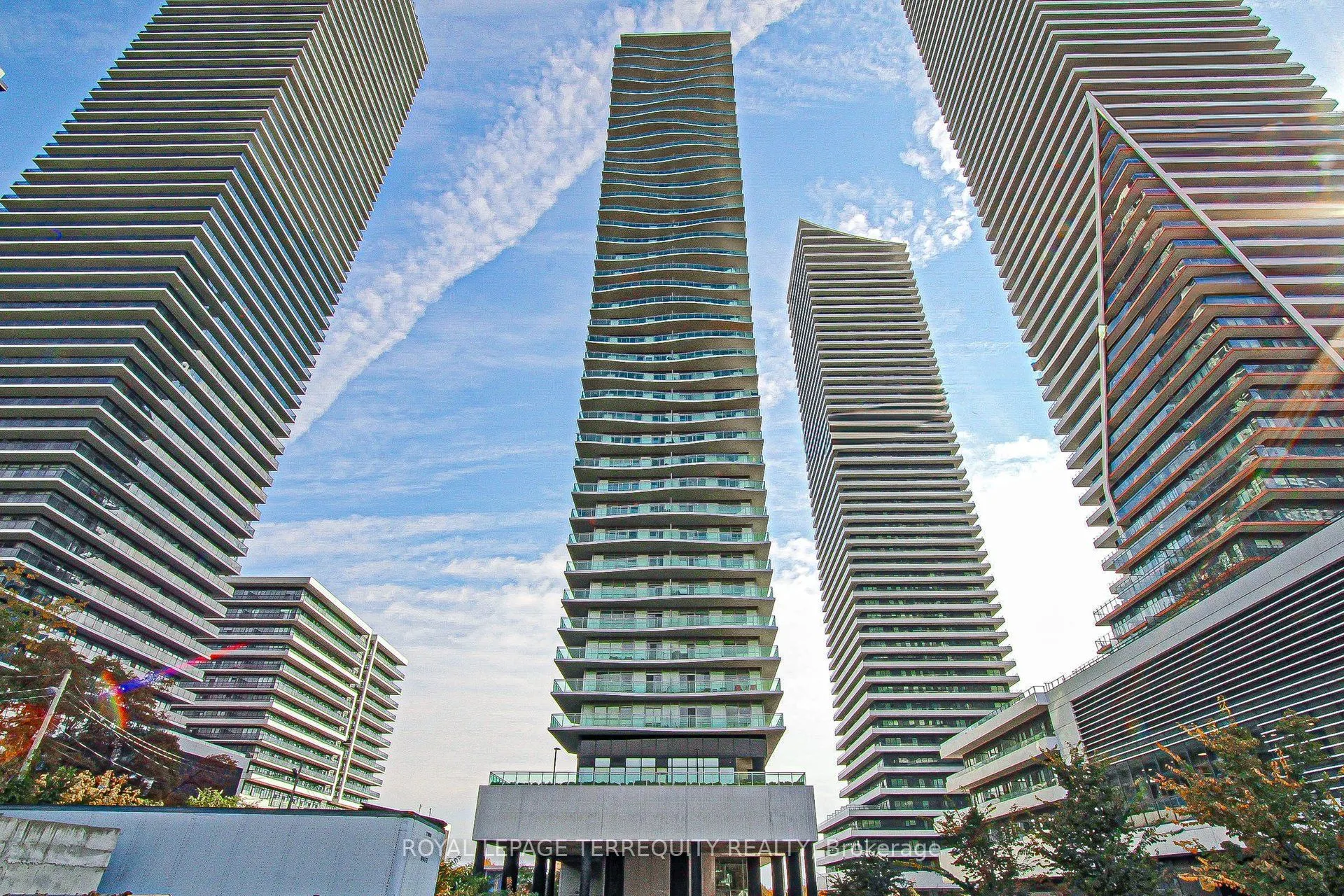 33 Shore Breeze Drive #3111