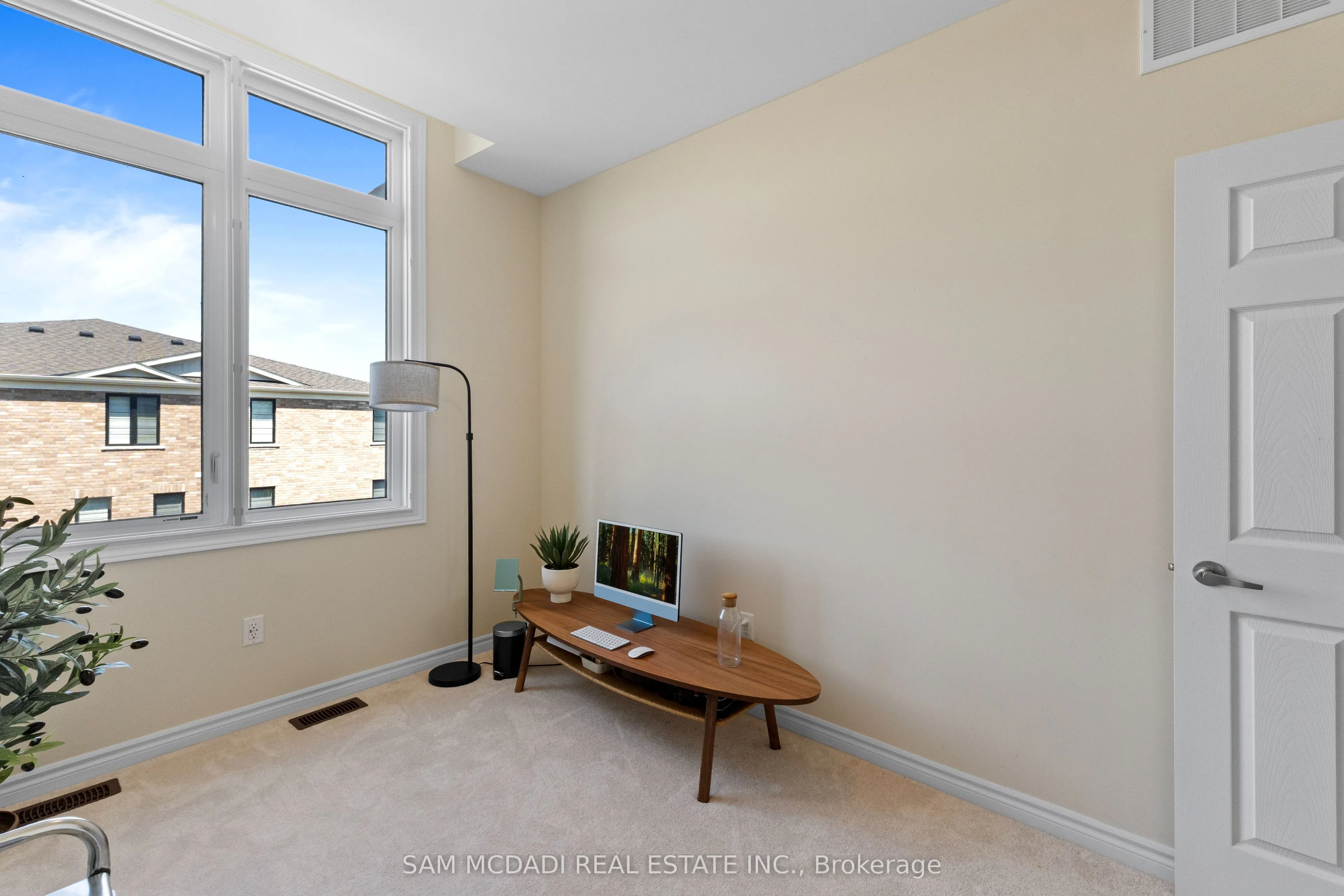 2076 Coppenwood Common