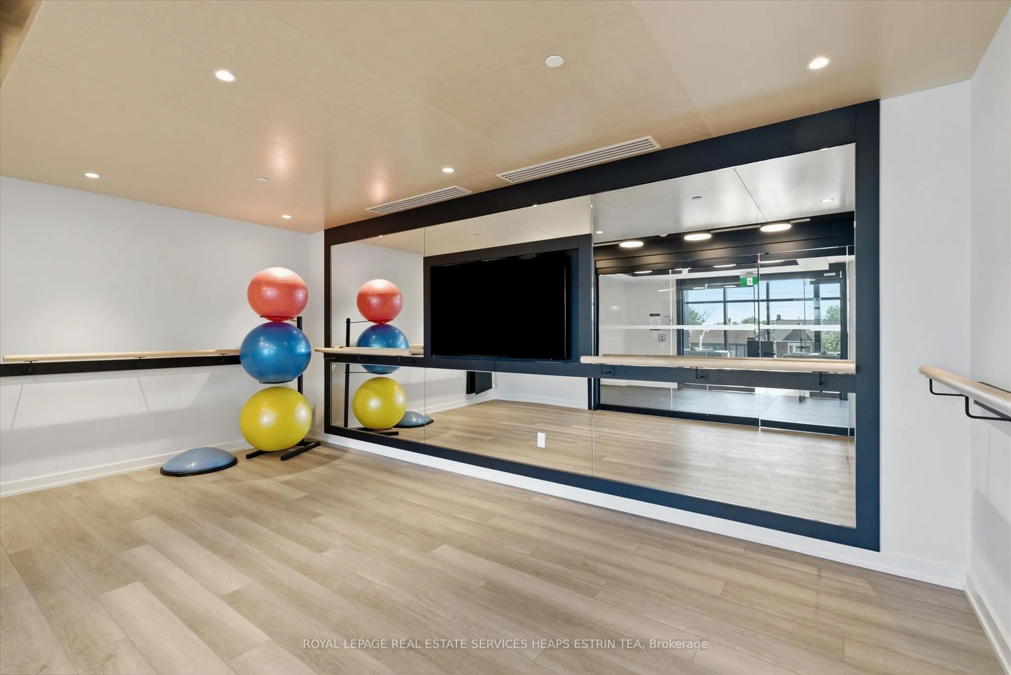 858 Dupont Street #328