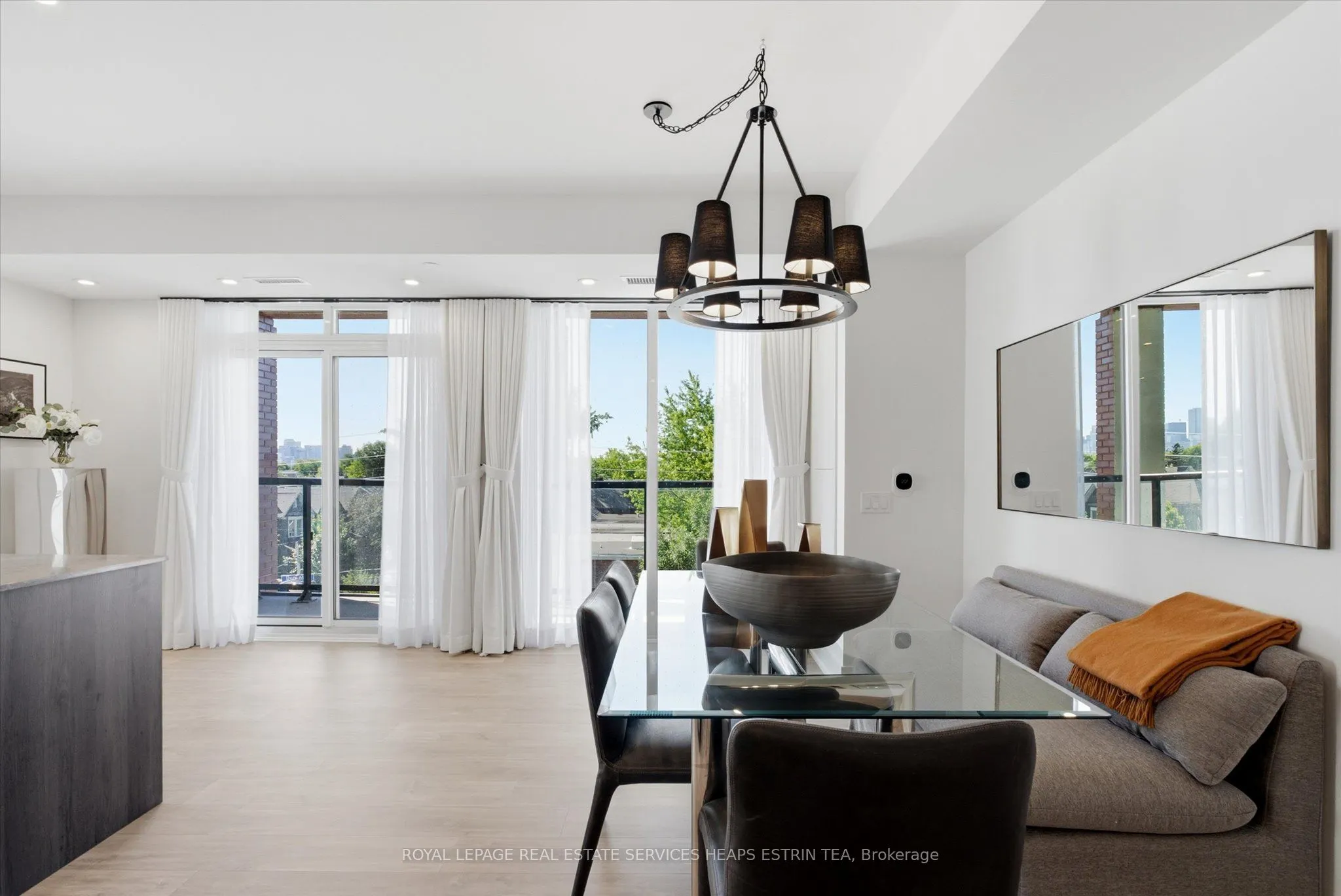 858 Dupont Street #328