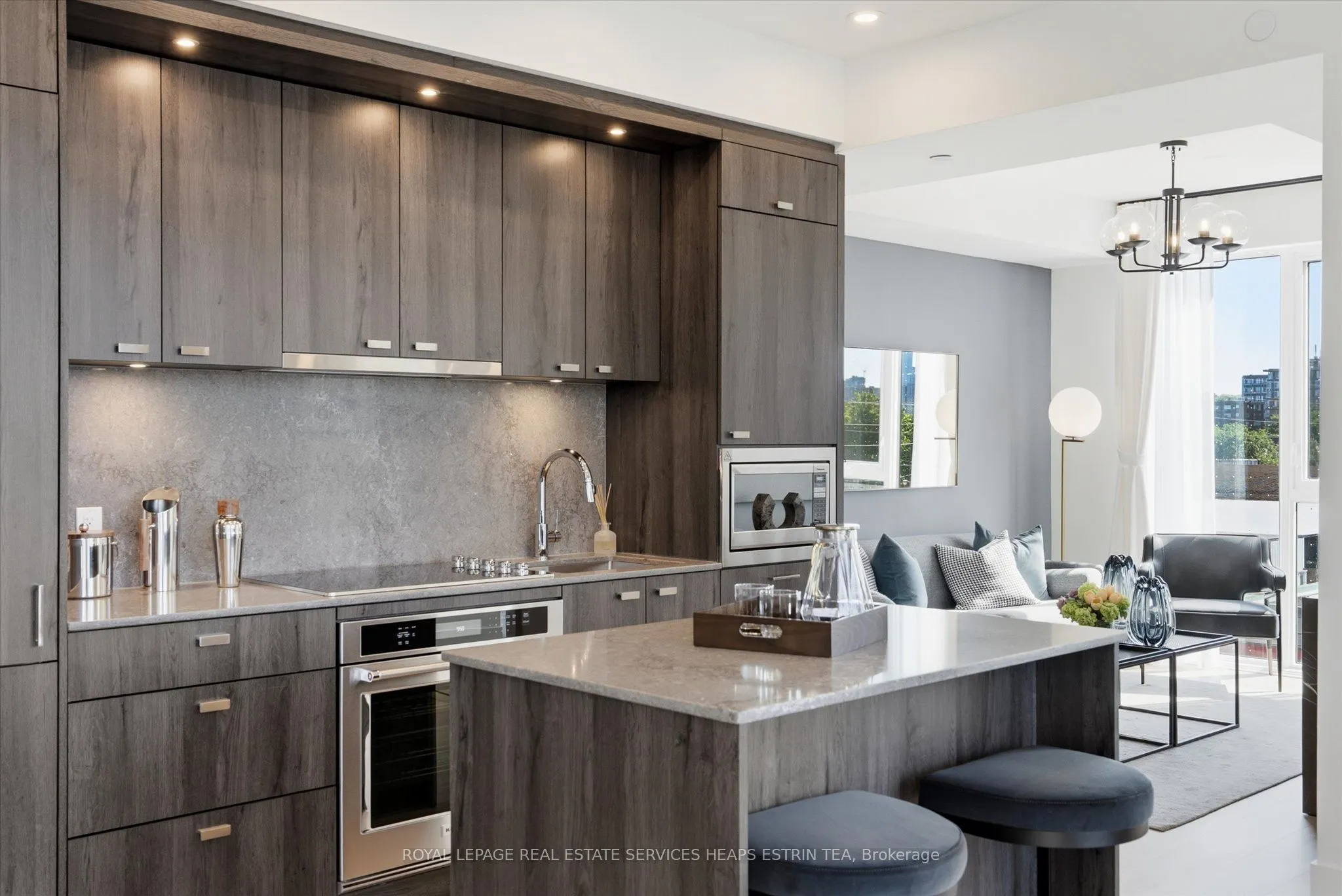 858 Dupont Street #328
