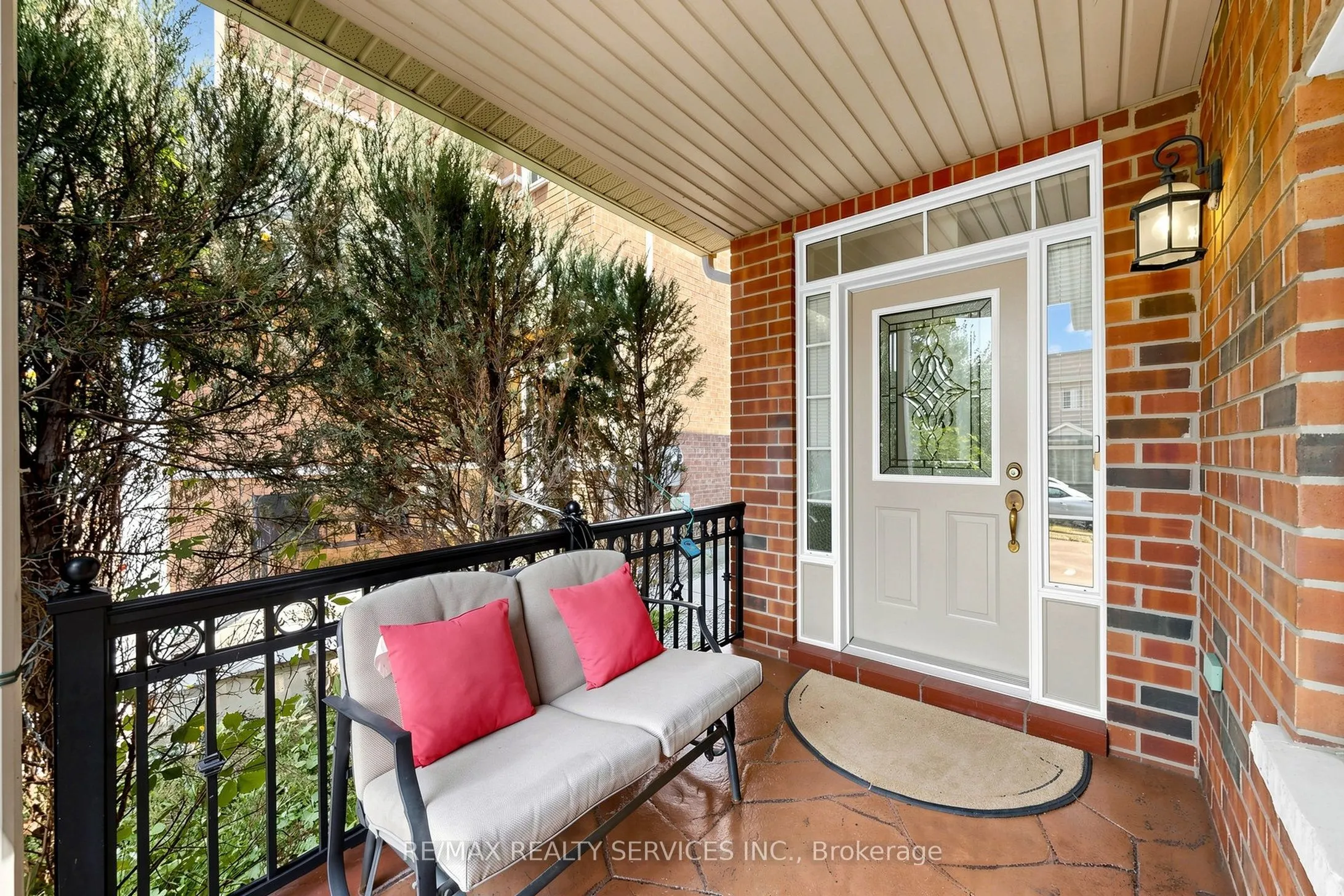 50 Rocky Point Crescent