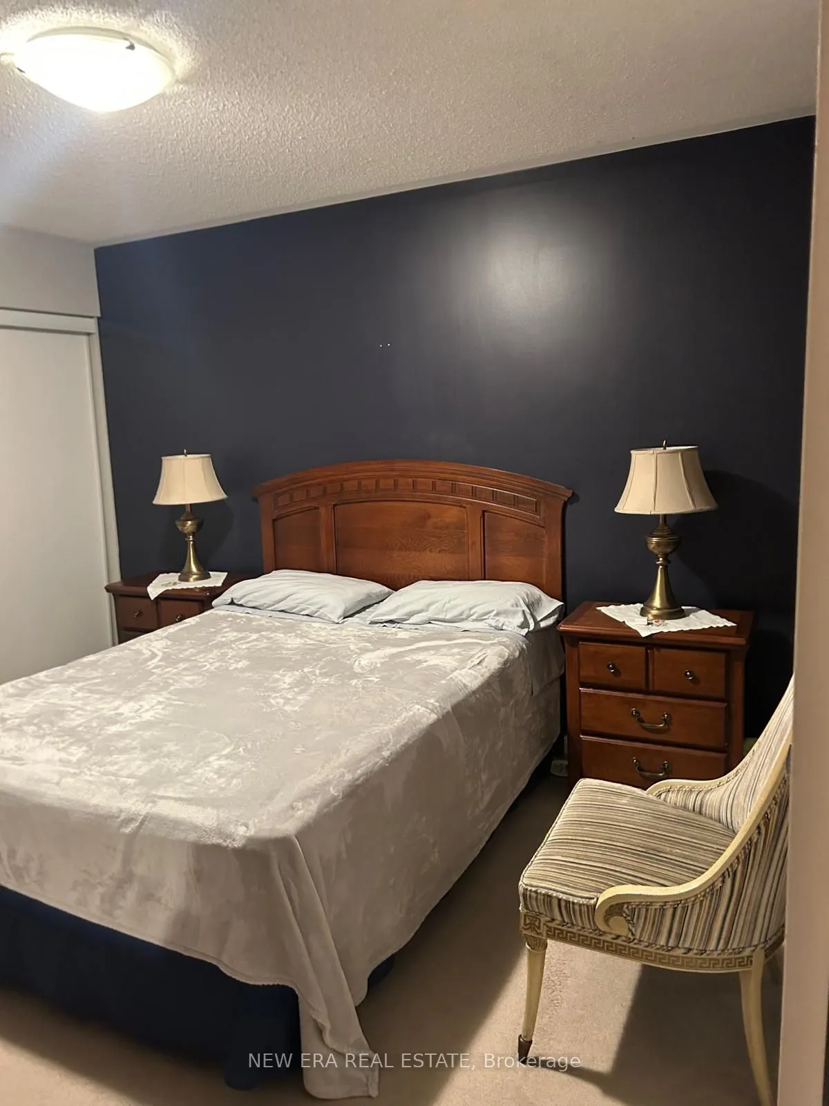 225 Schreyer Crescent
