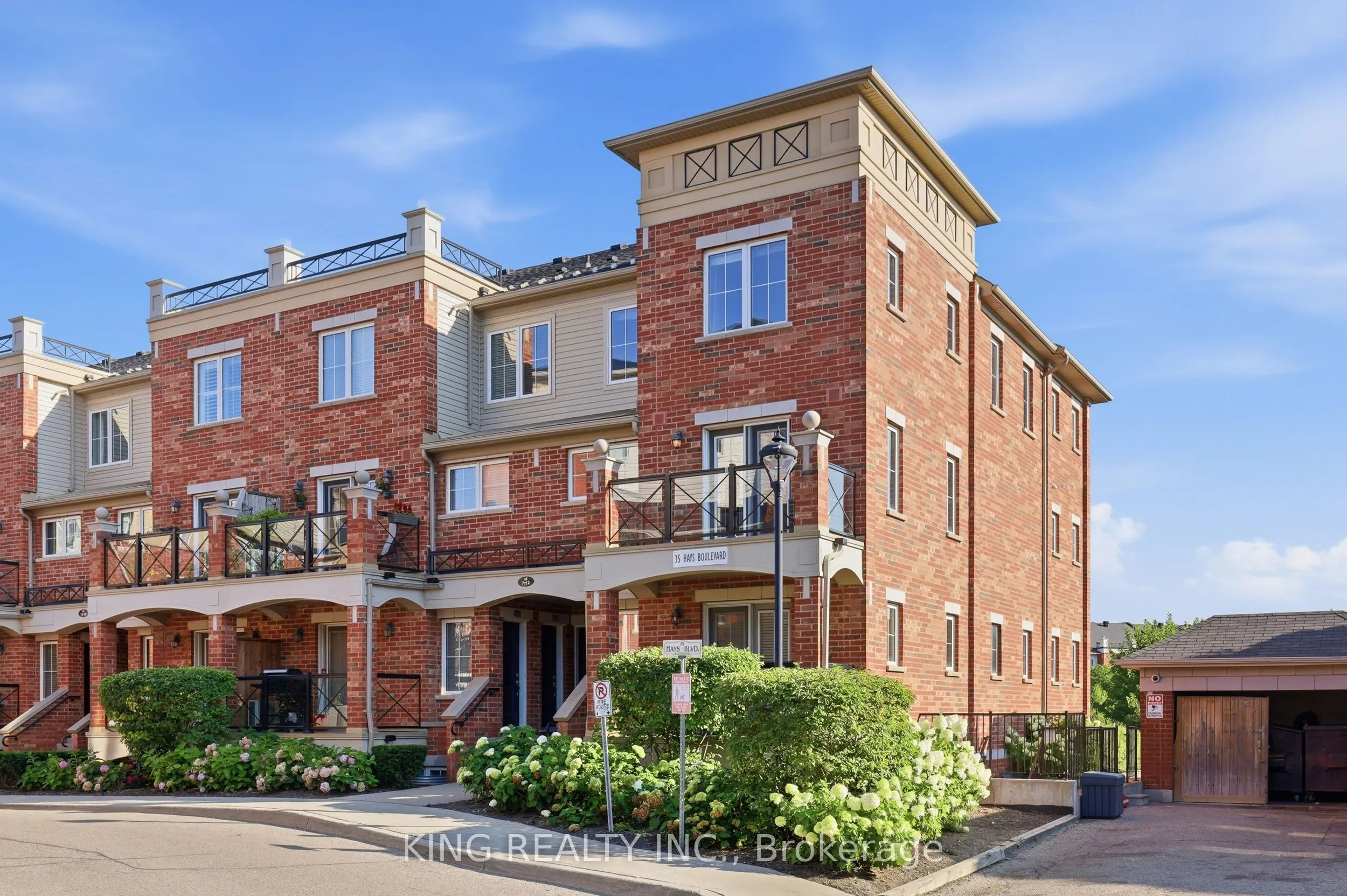 35 Hays Boulevard #8