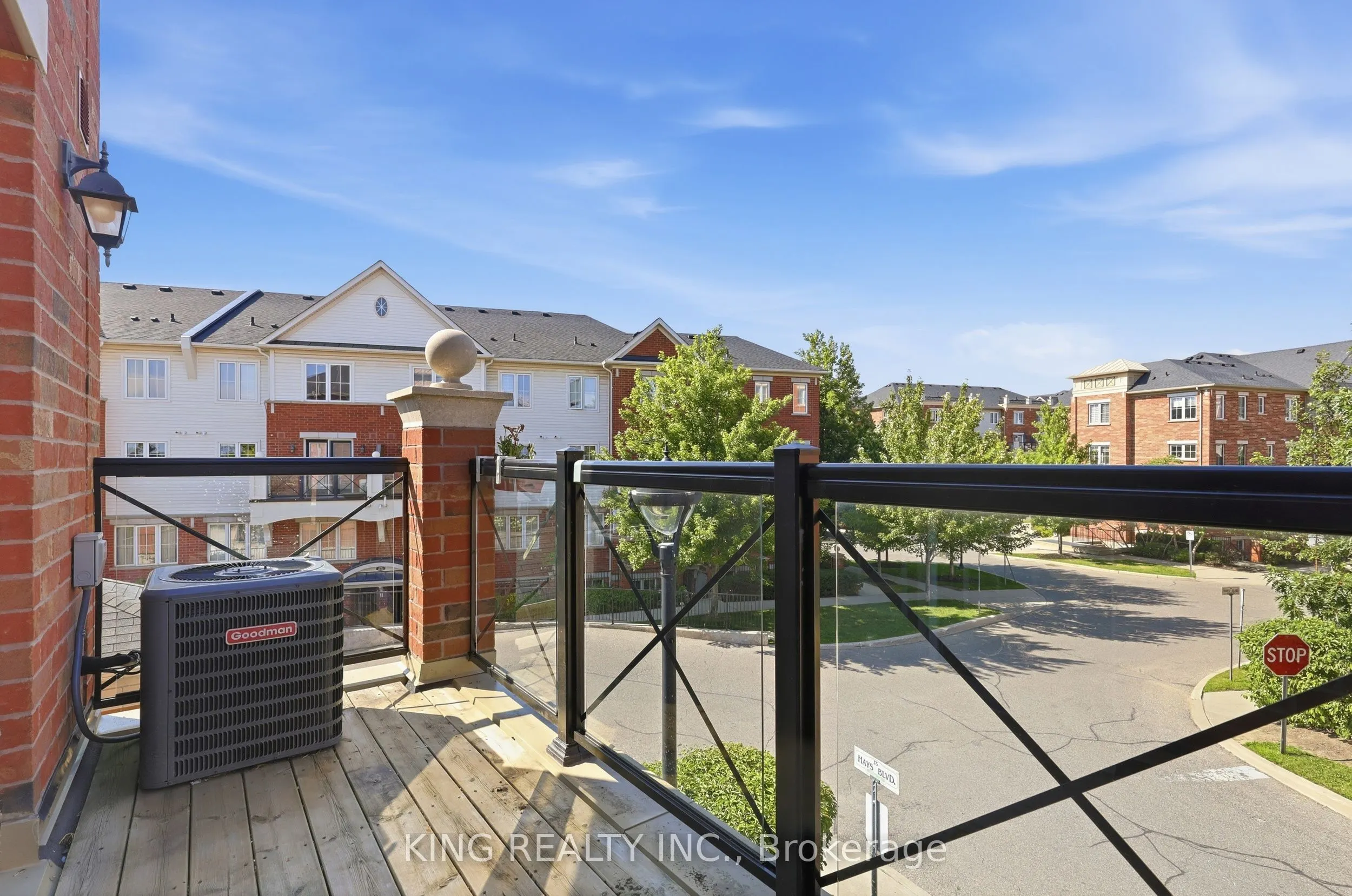 35 Hays Boulevard #8