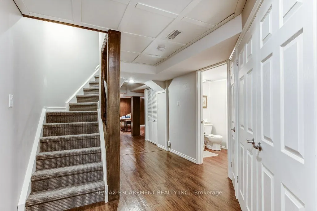 2527 Andover Road
