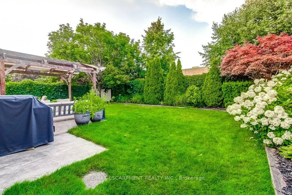 2527 Andover Road