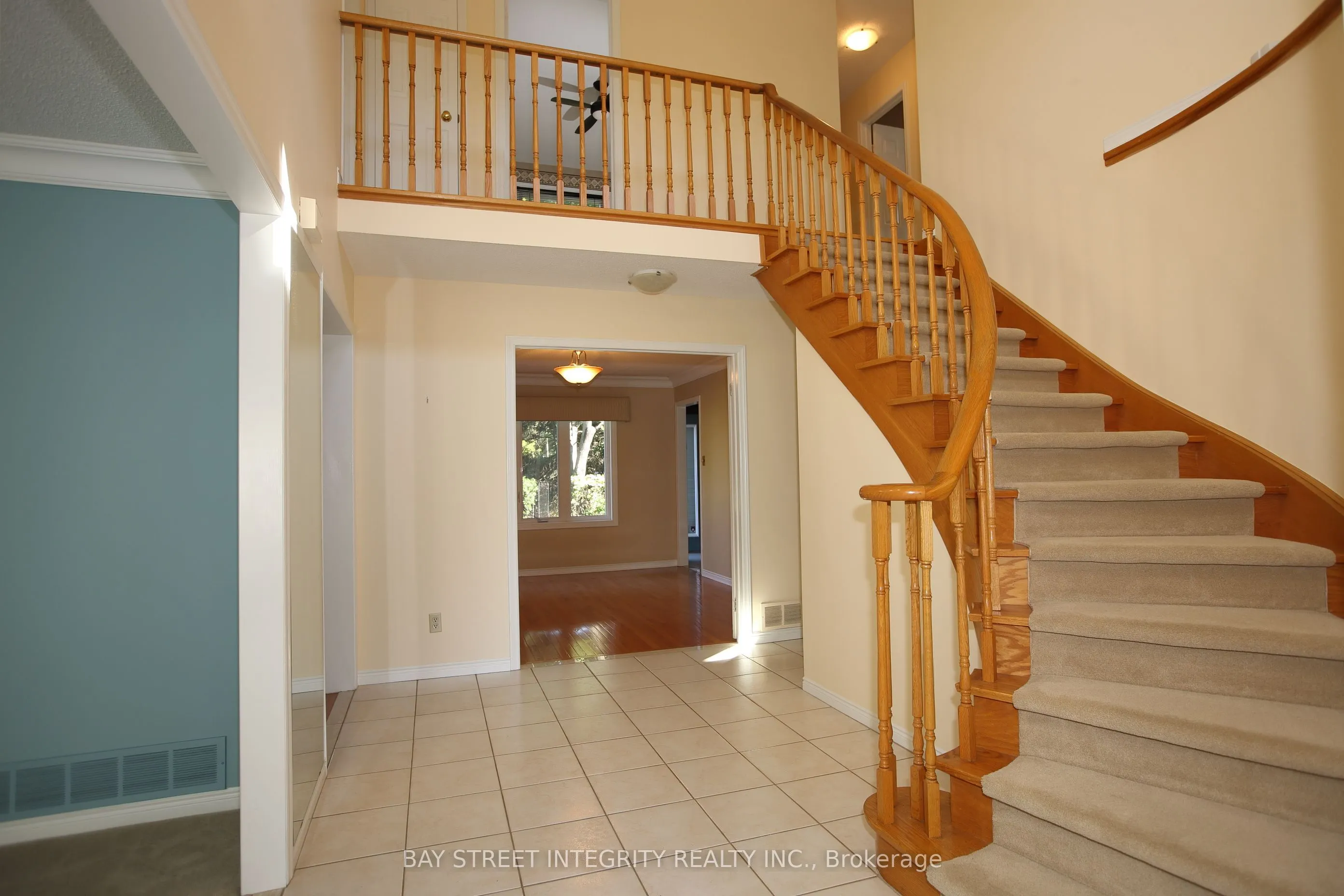 1906 Stoneybrook Court
