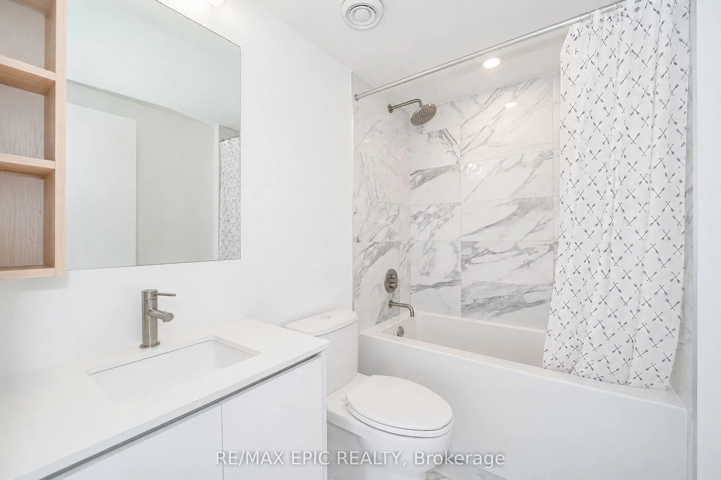 1100 Sheppard Street W #928