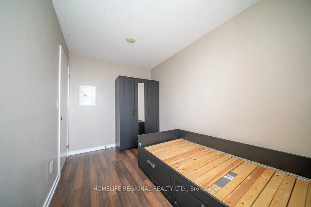 38 Joe Shuster Way #1520