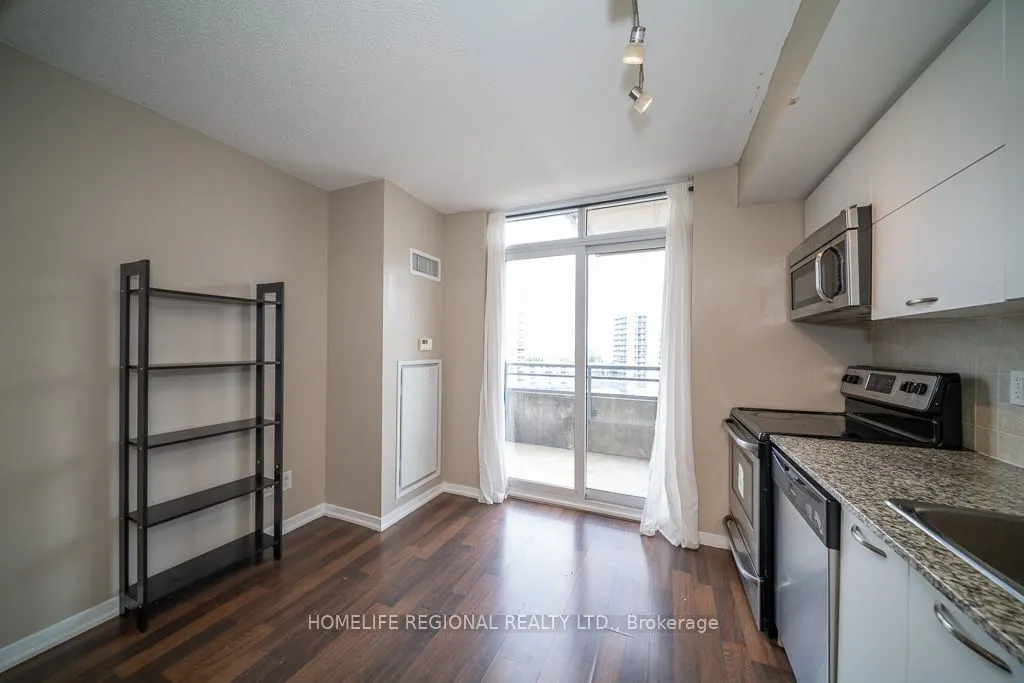 38 Joe Shuster Way #1520