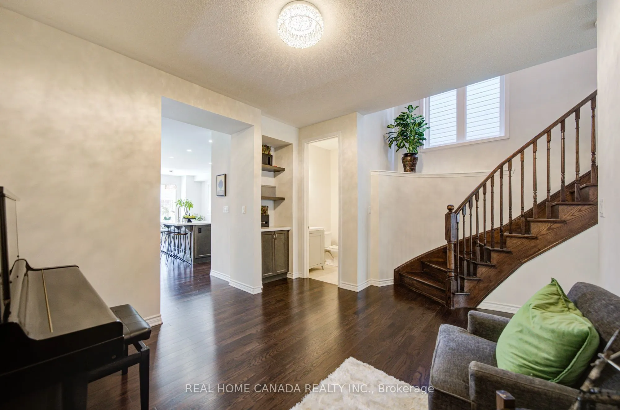 558 Bartleman Terrace