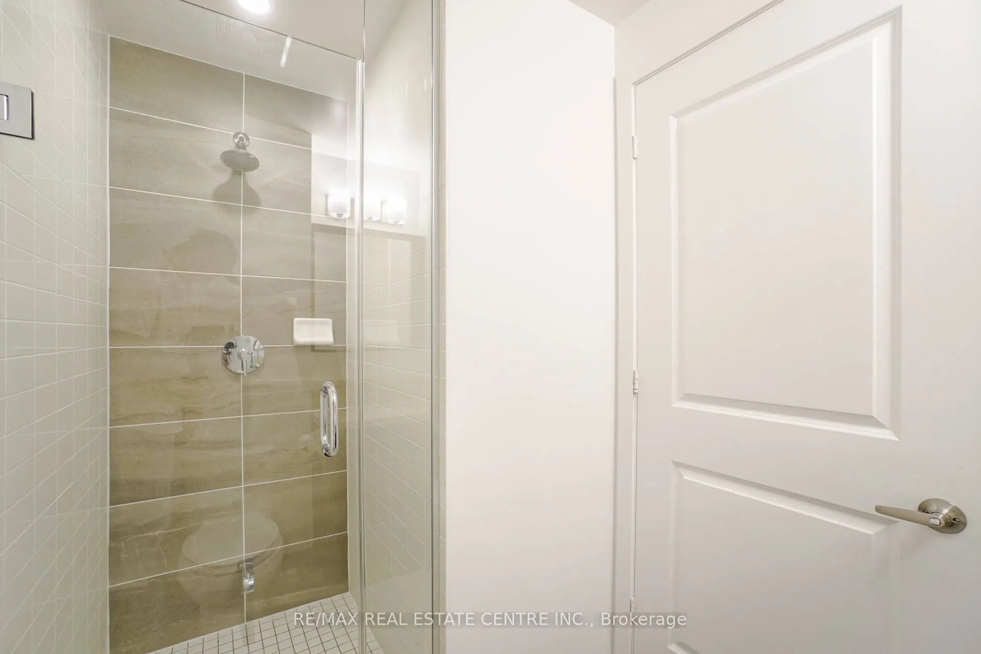 4677 Glen Erin Drive #802