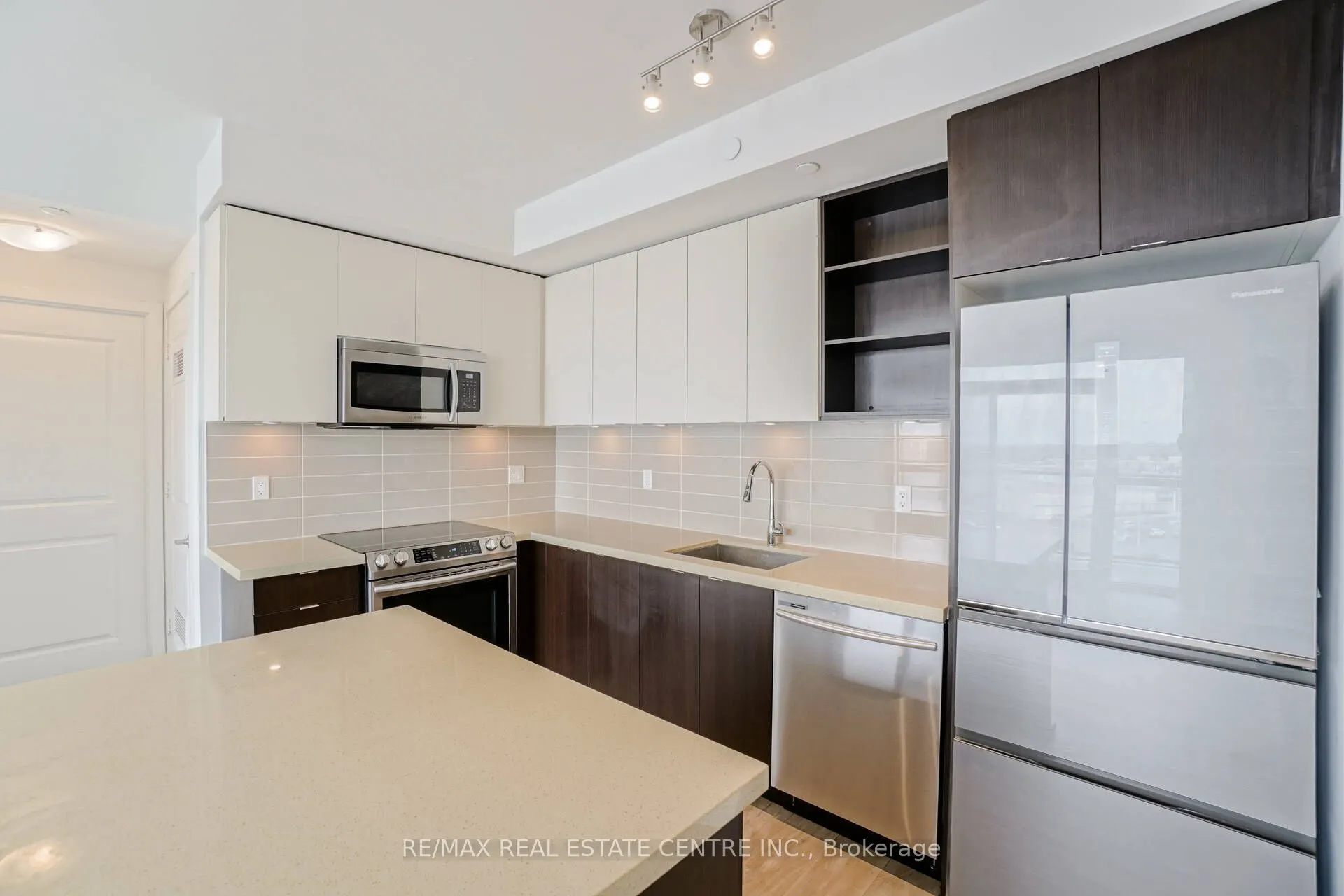 4677 Glen Erin Drive #802