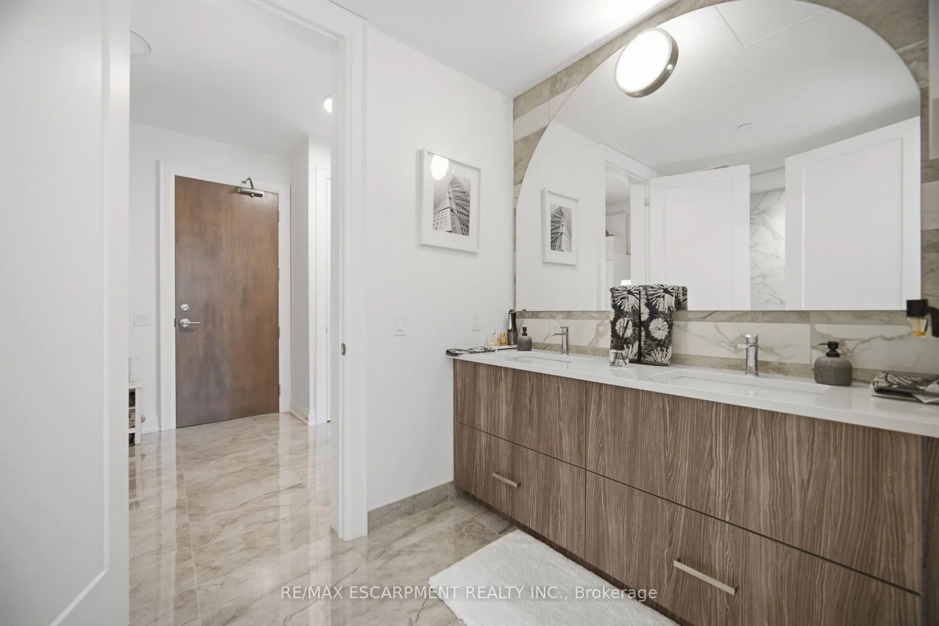42 Mill Street #210