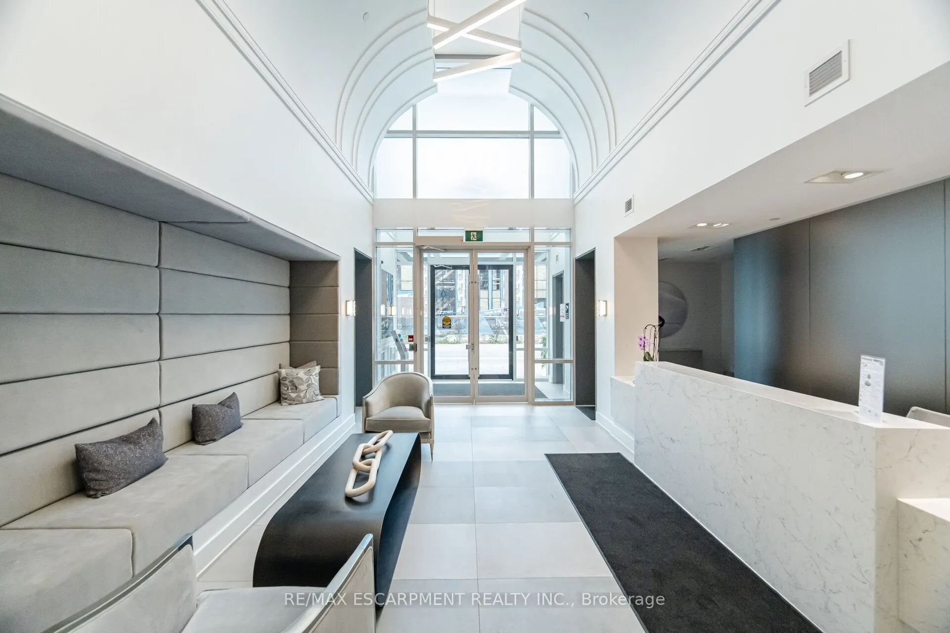 42 Mill Street #210