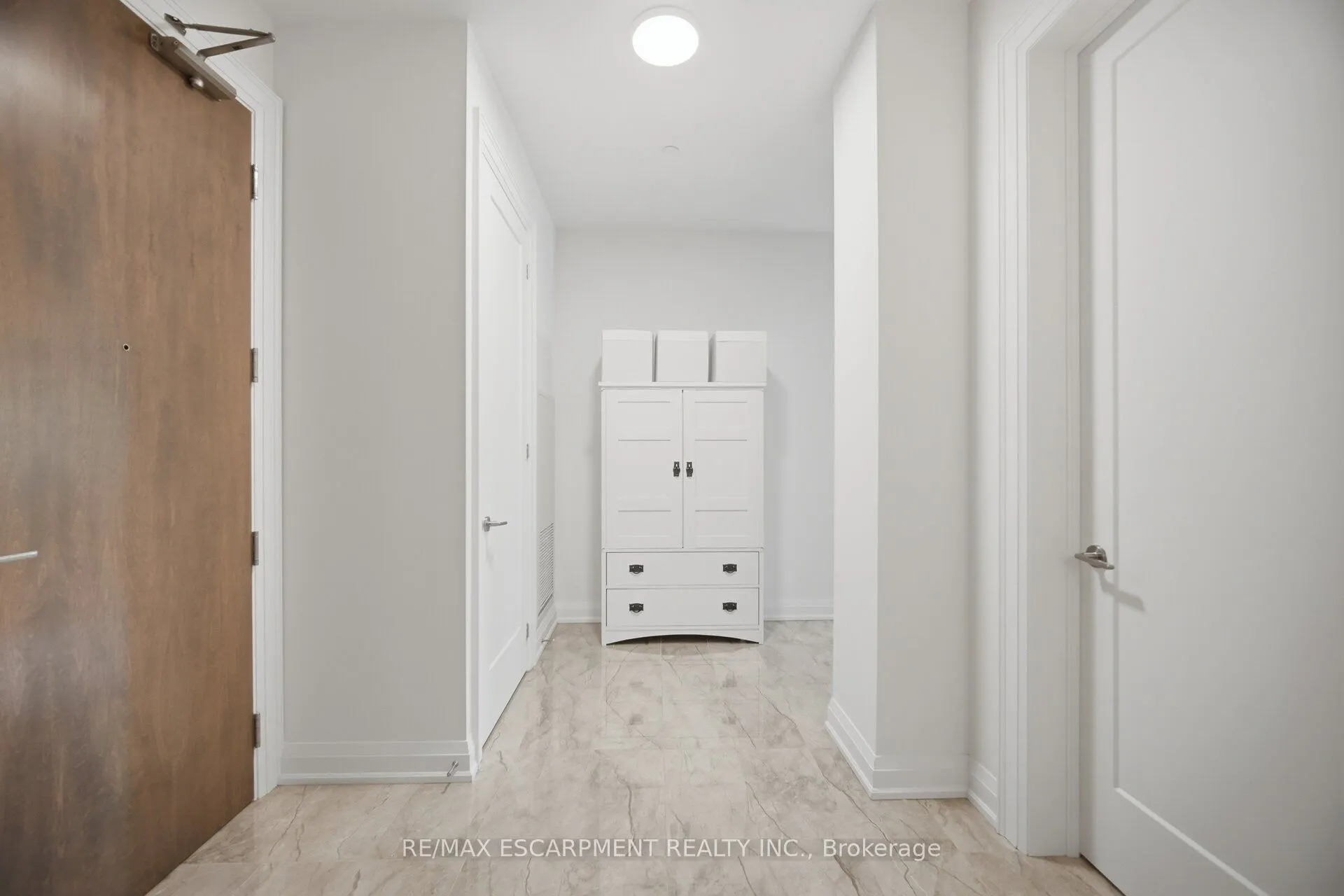42 Mill Street #210