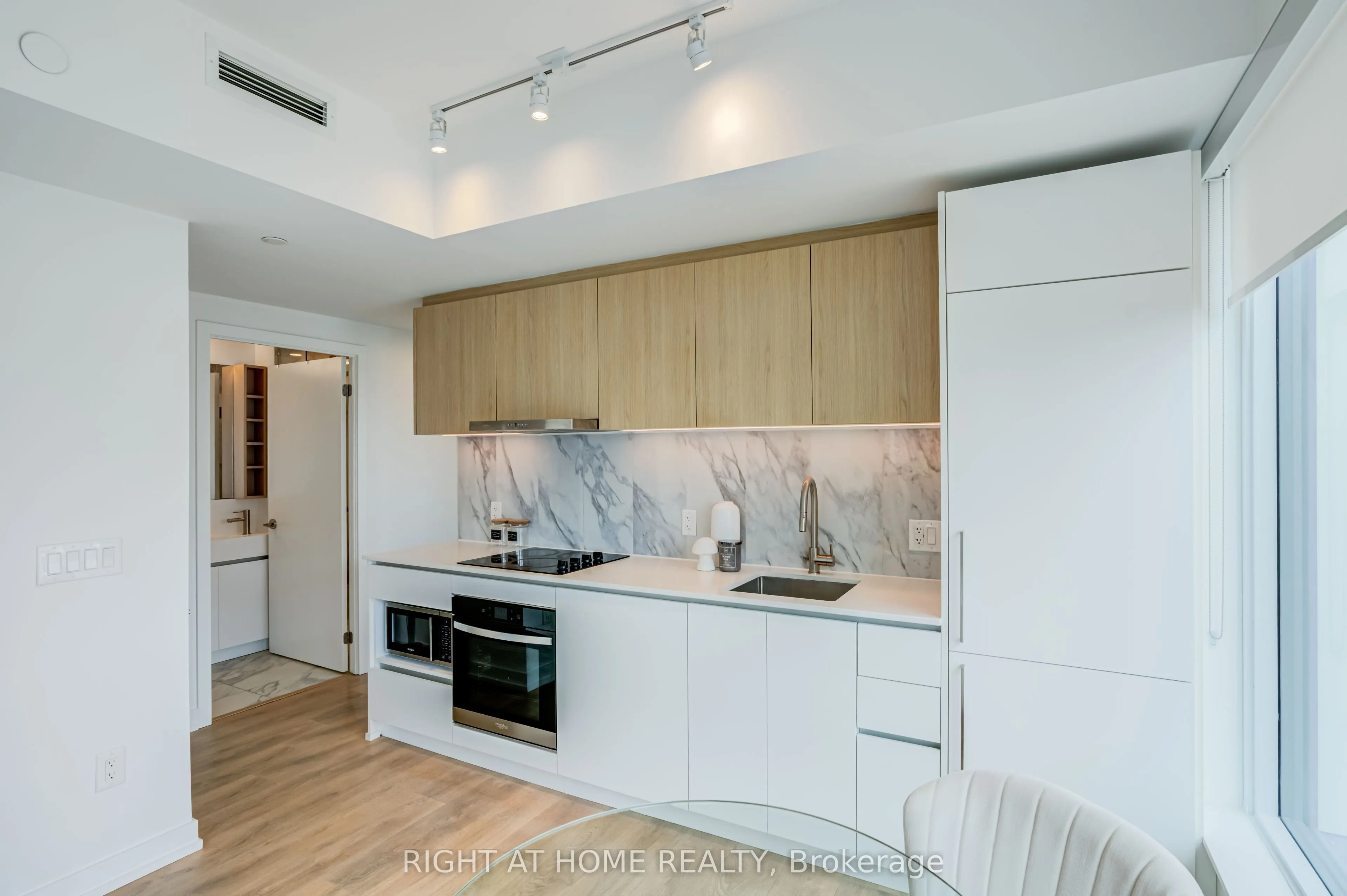 1100 Sheppard Avenue W #908
