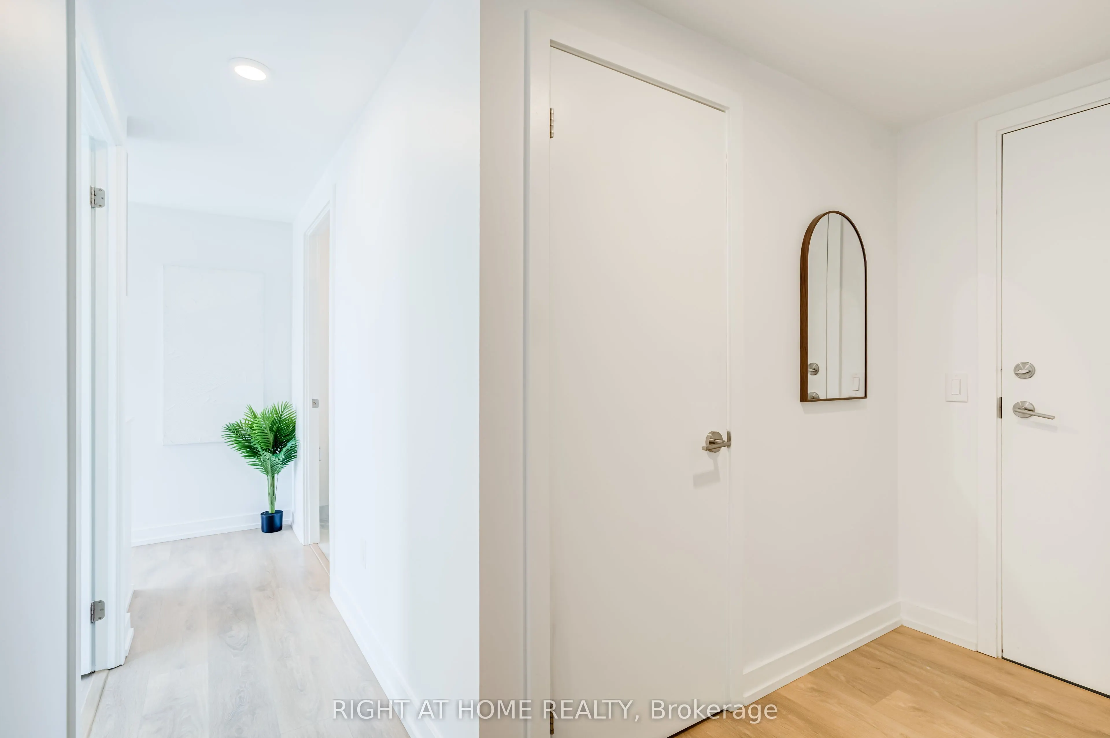 1100 Sheppard Avenue W #908
