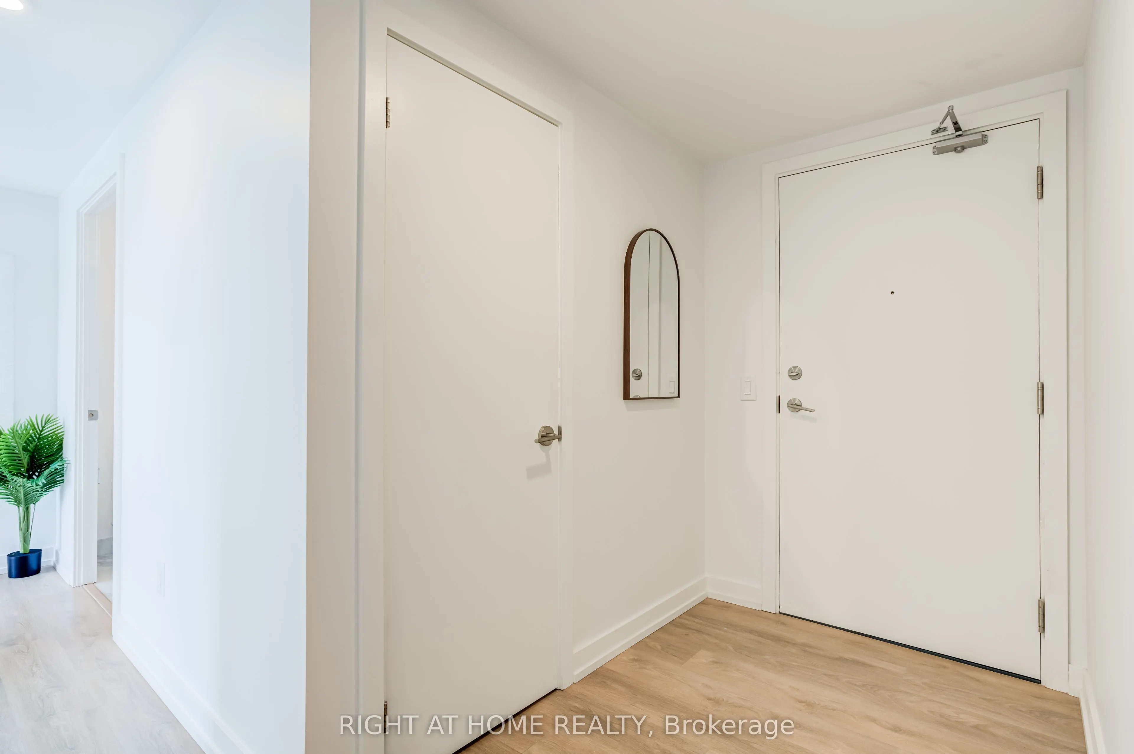 1100 Sheppard Avenue W #908