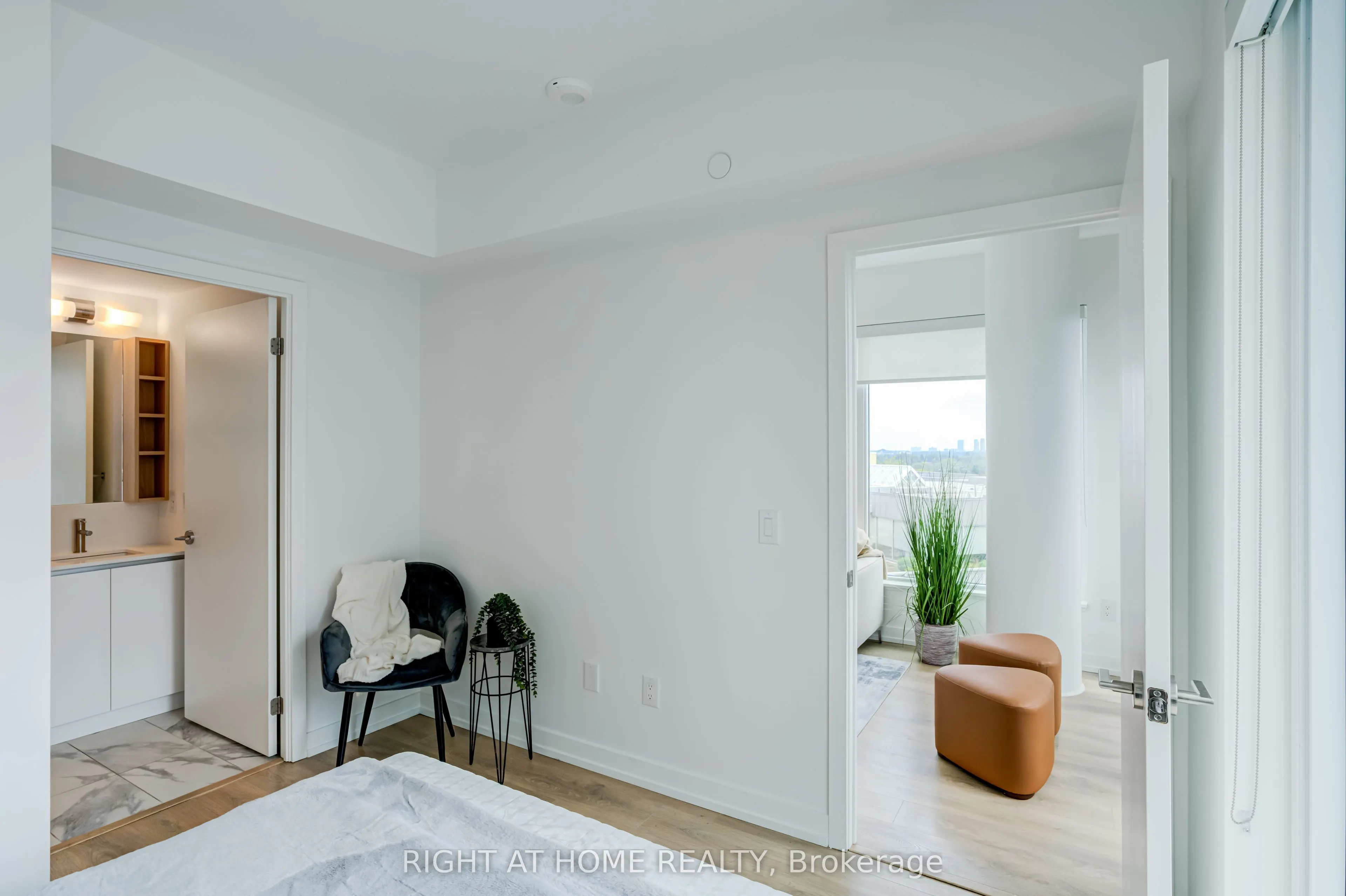 1100 Sheppard Avenue W #908