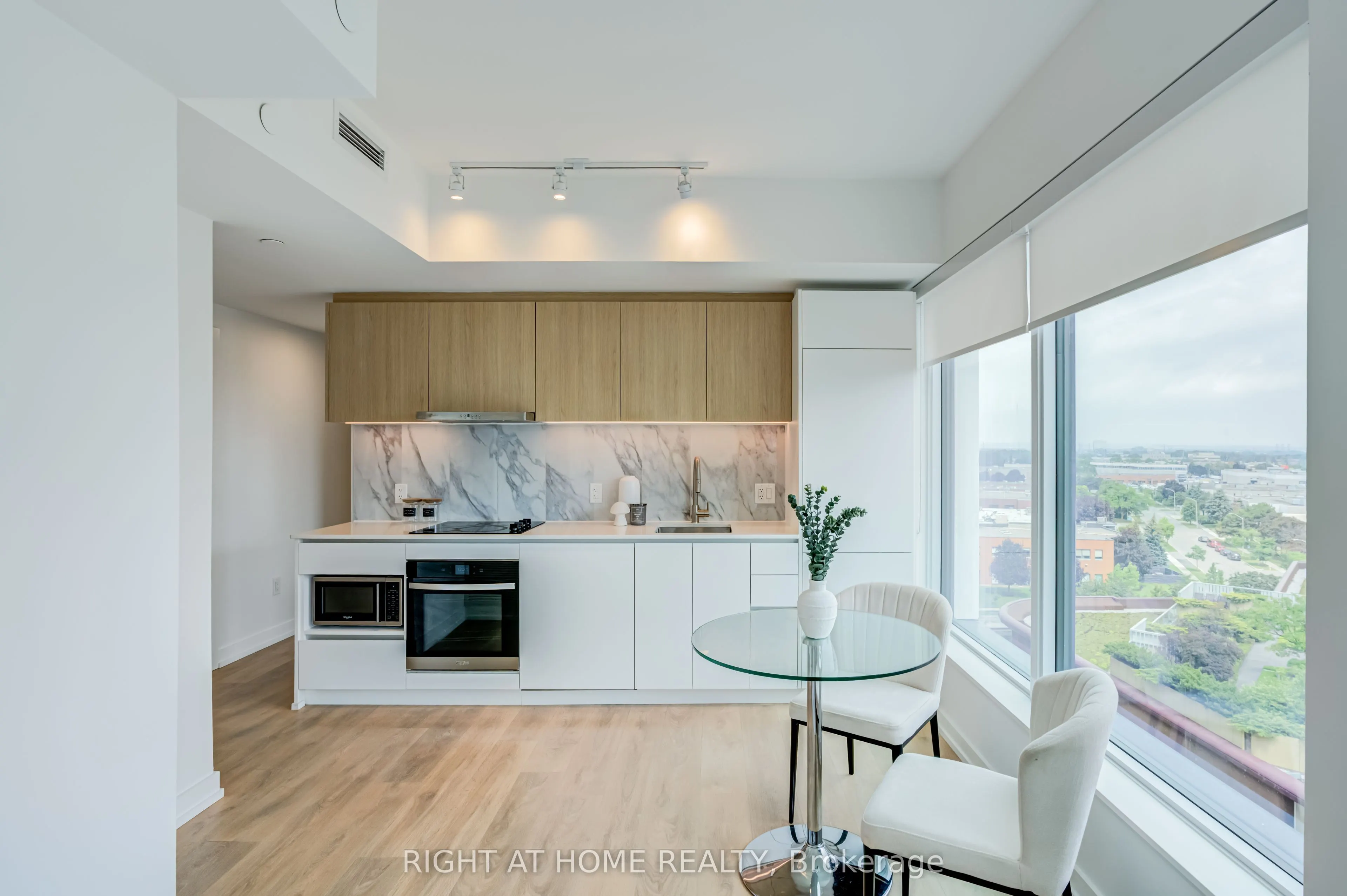 1100 Sheppard Avenue W #908