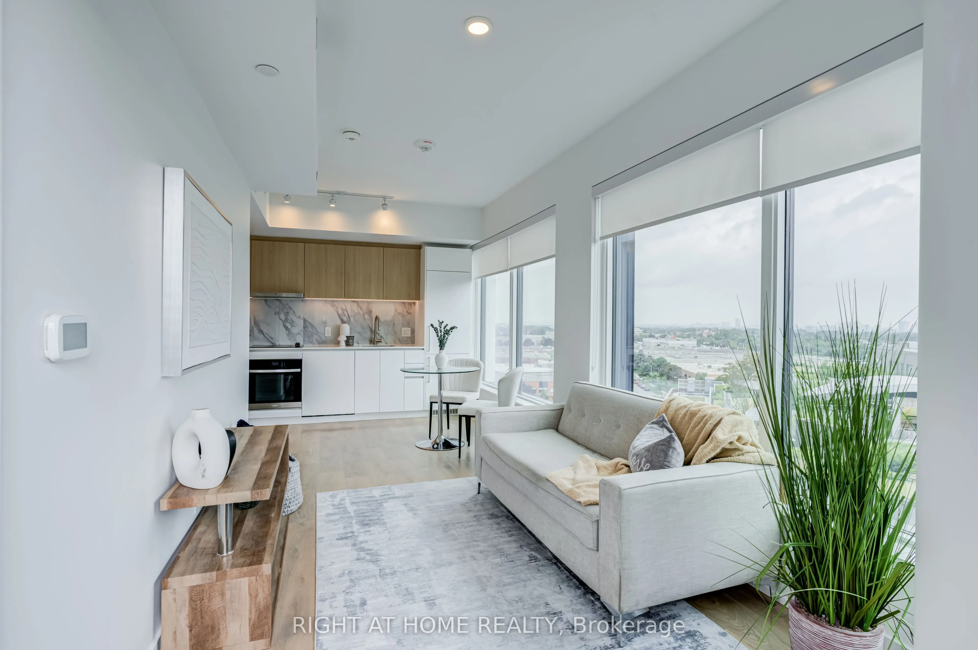 1100 Sheppard Avenue W #908