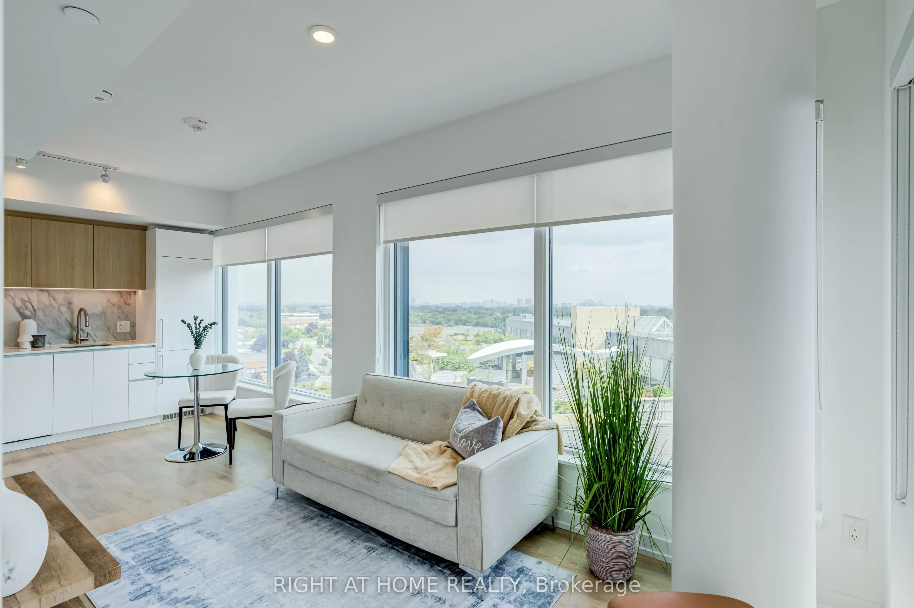 1100 Sheppard Avenue W #908