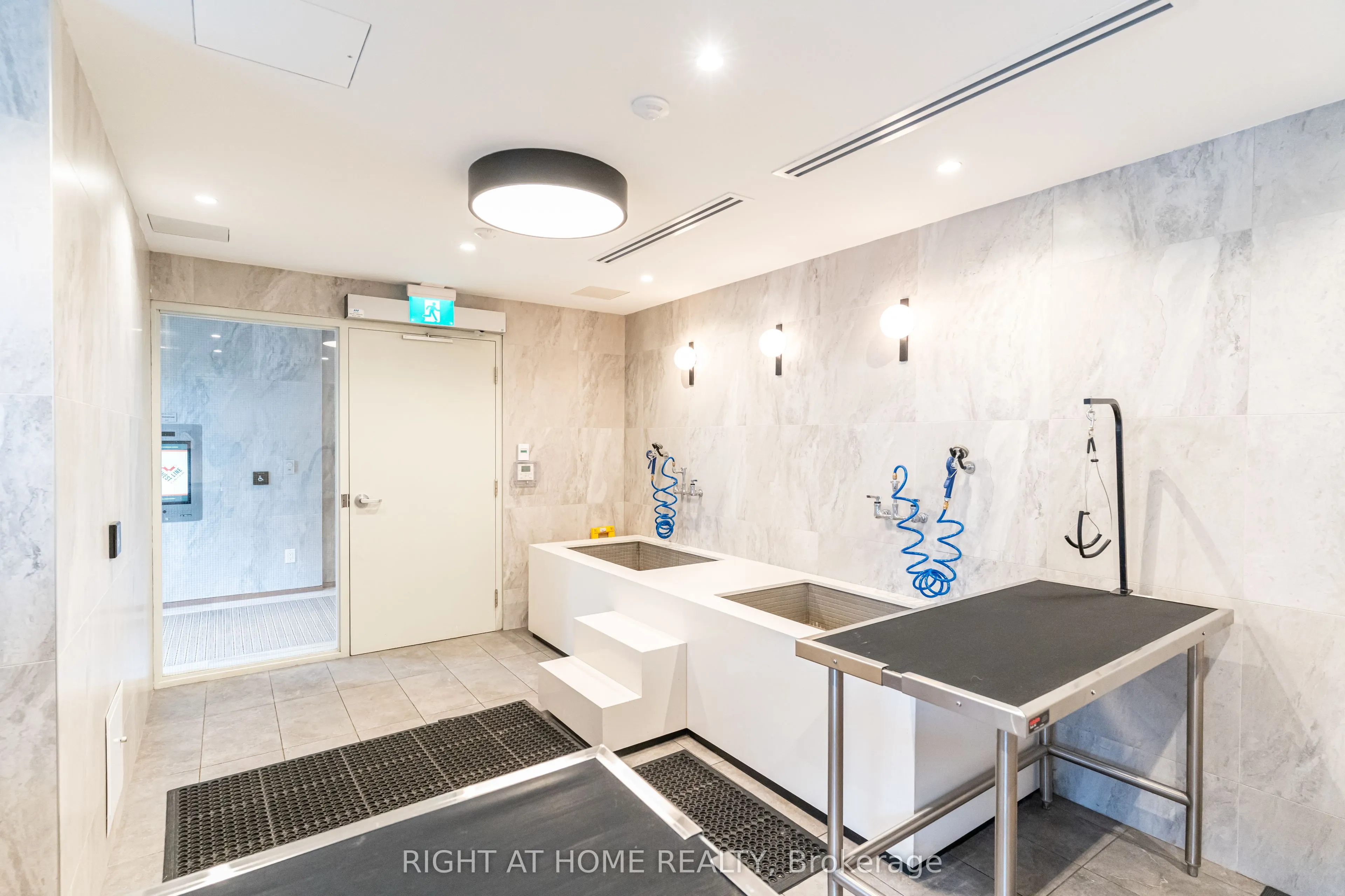 1100 Sheppard Avenue W #908