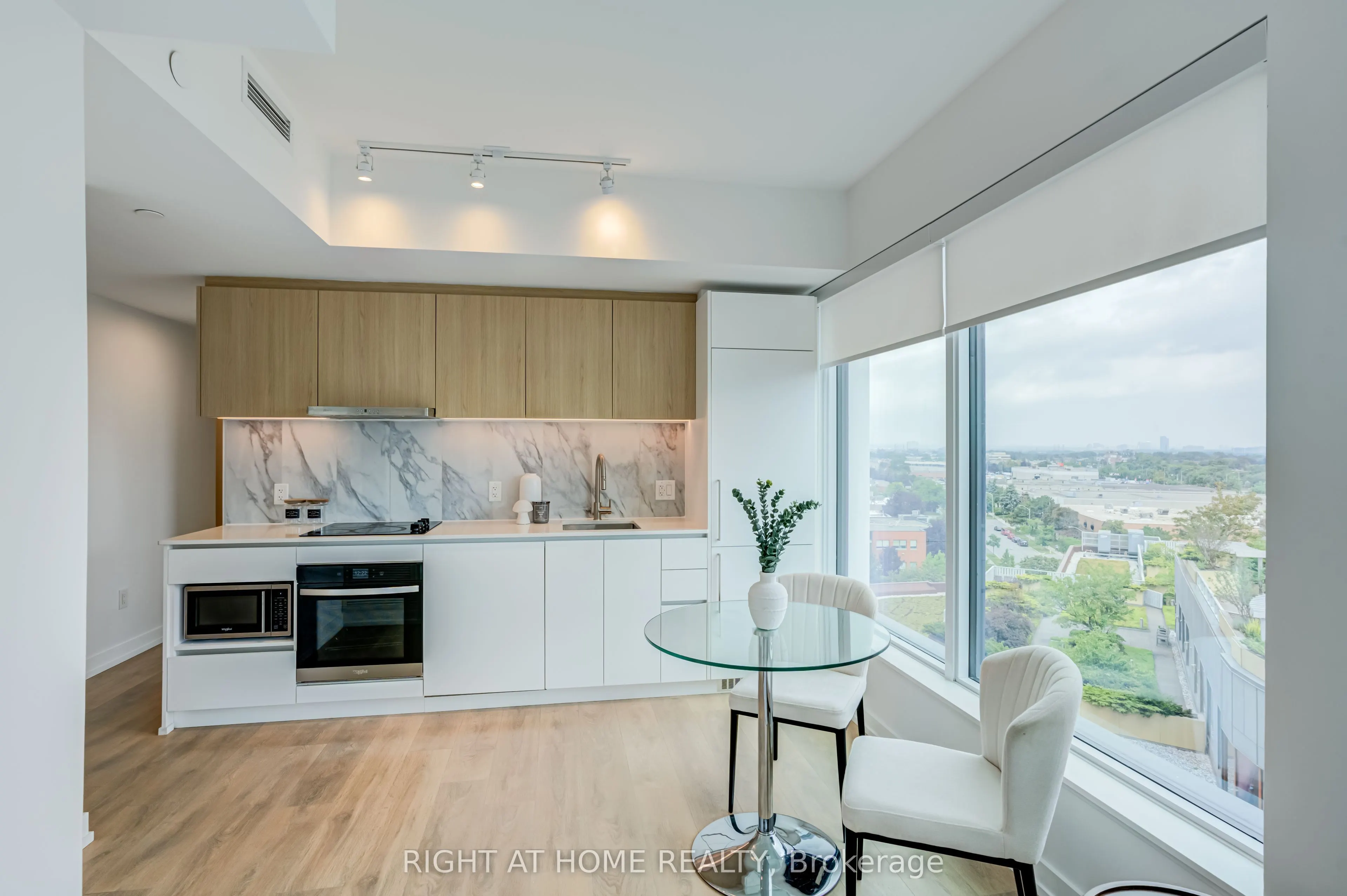 1100 Sheppard Avenue W #908