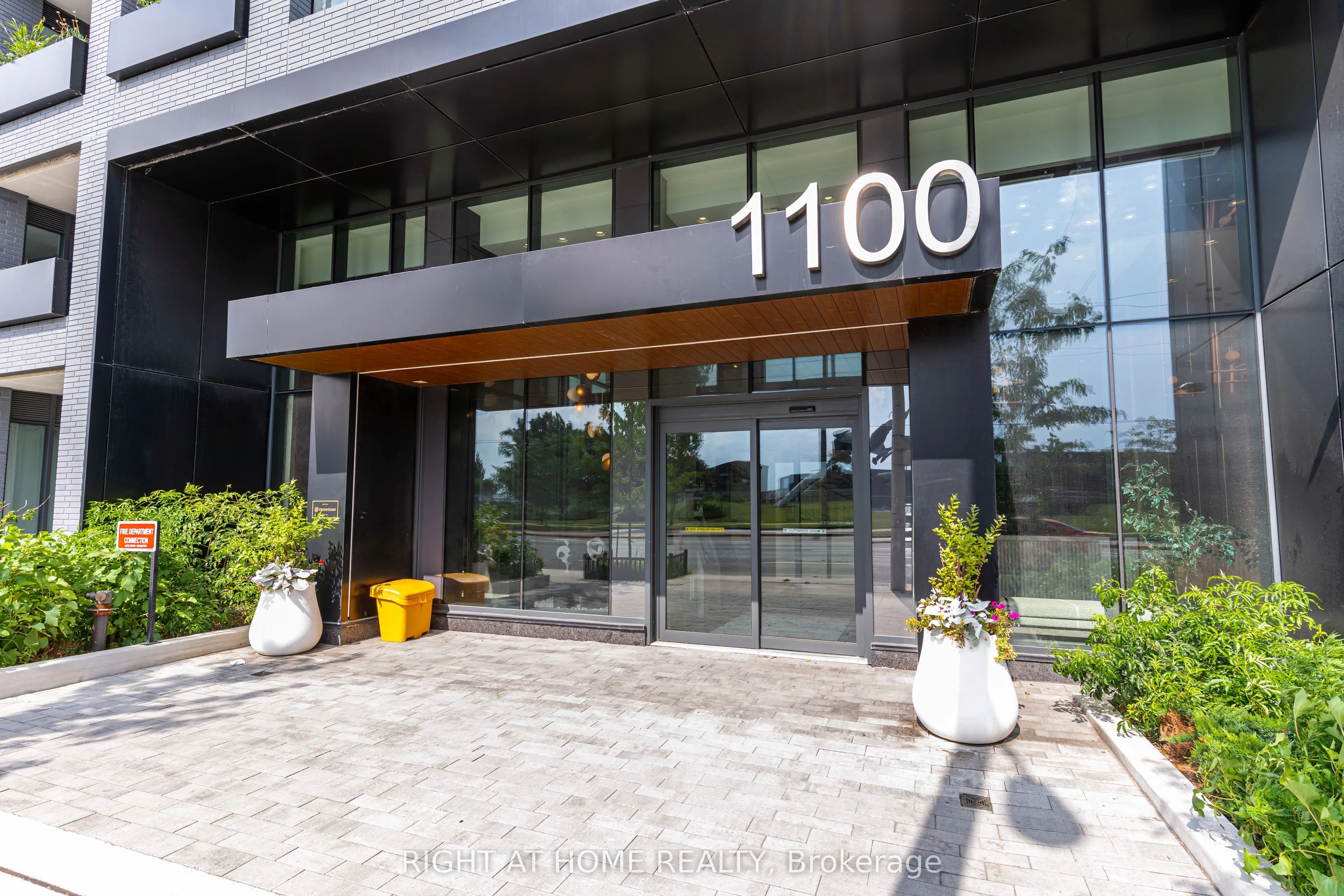 1100 Sheppard Avenue W #908