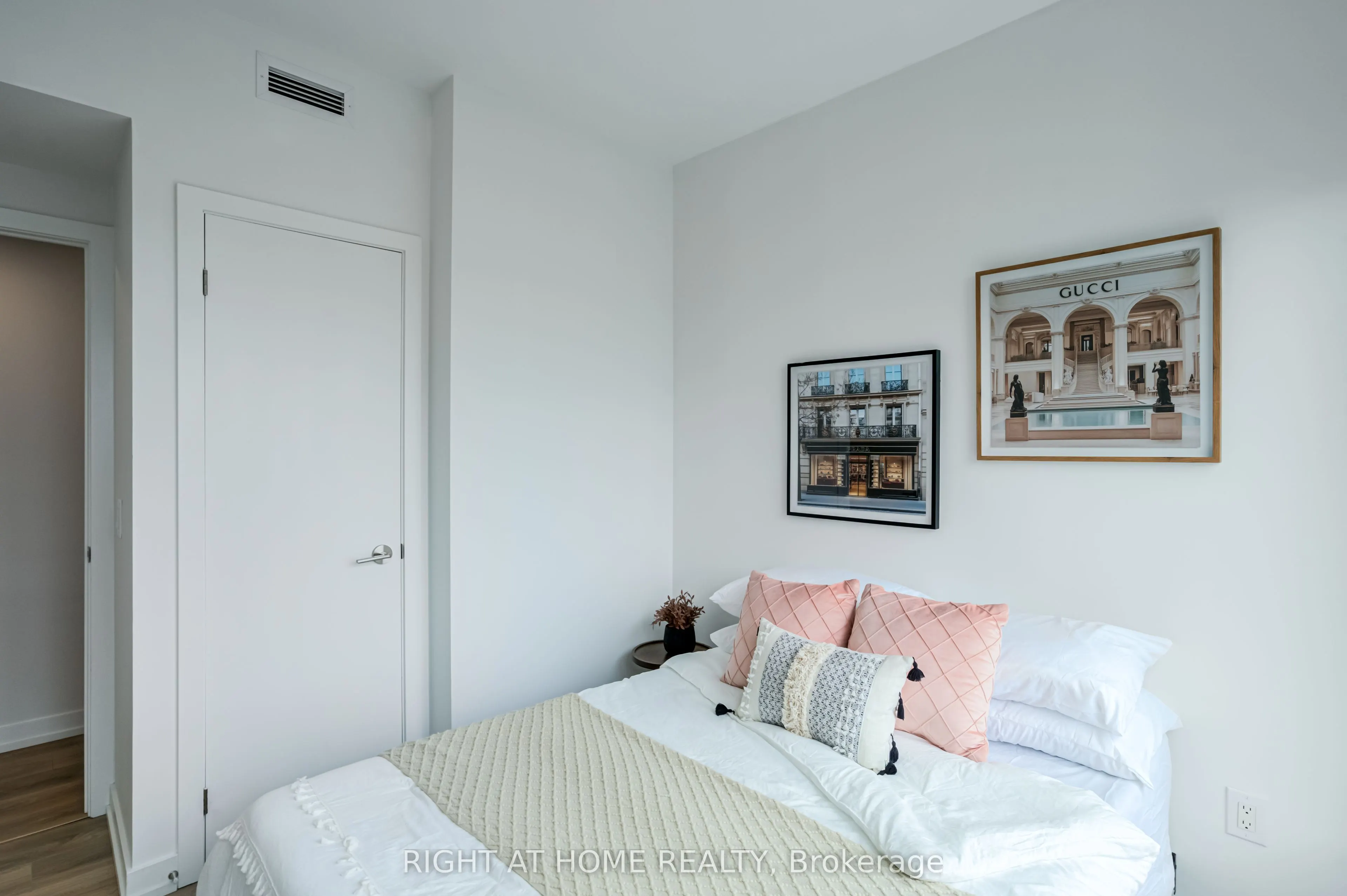1100 Sheppard Avenue W #908