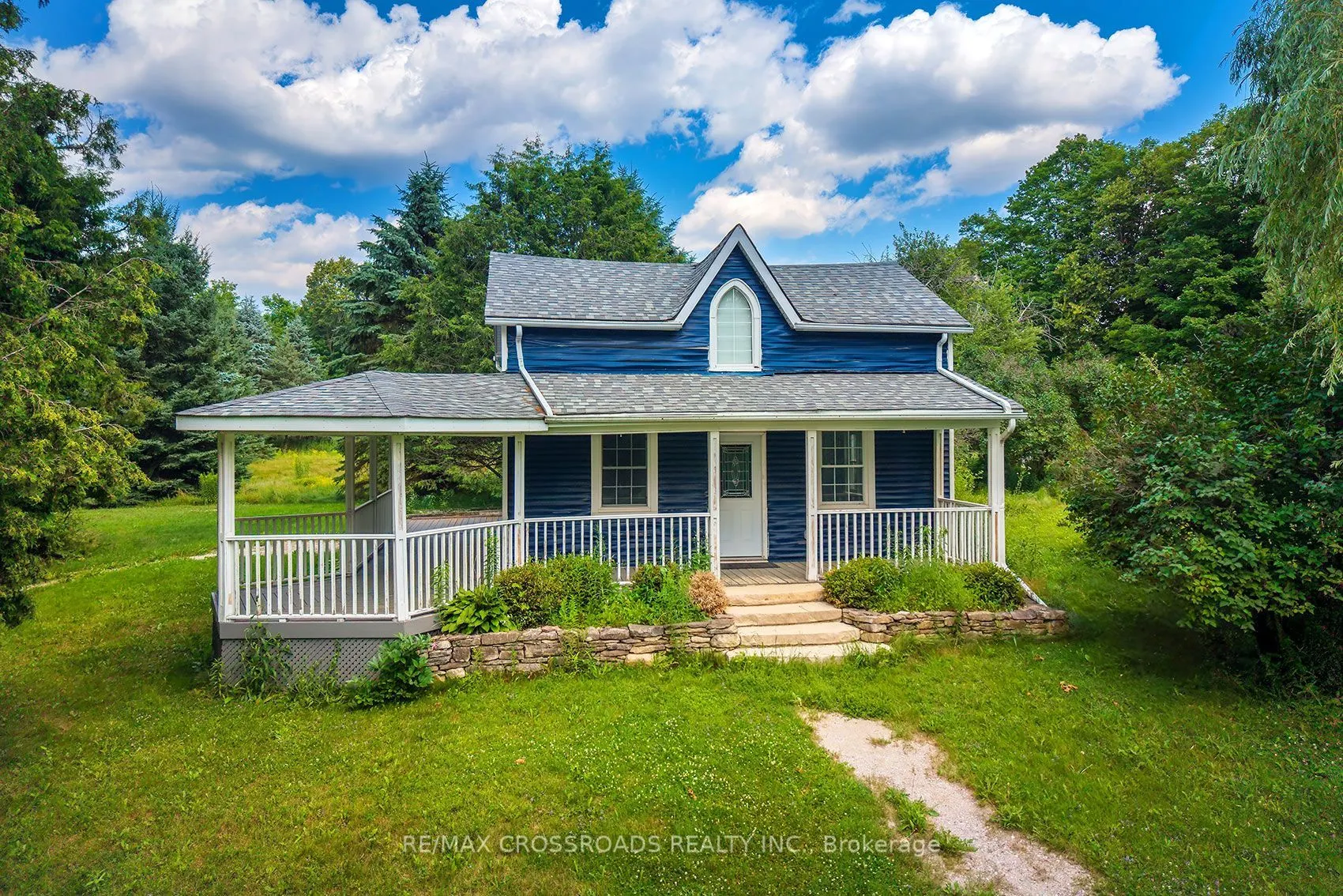 15135 Rockside Road